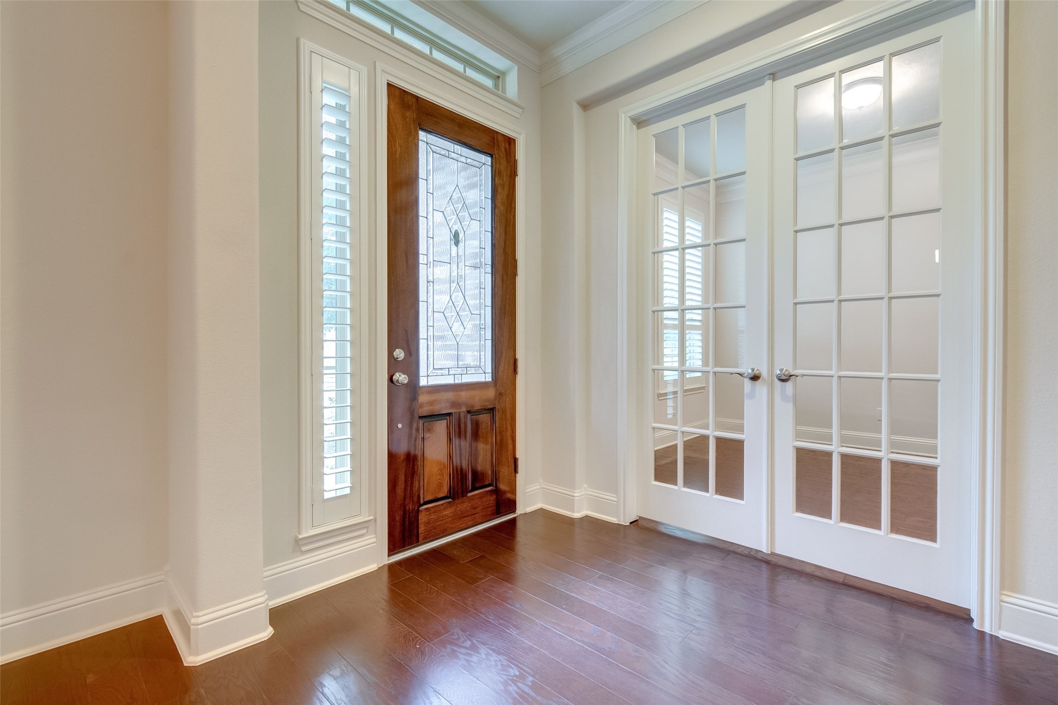 10307 Latta Creek Drive Property Photo 6