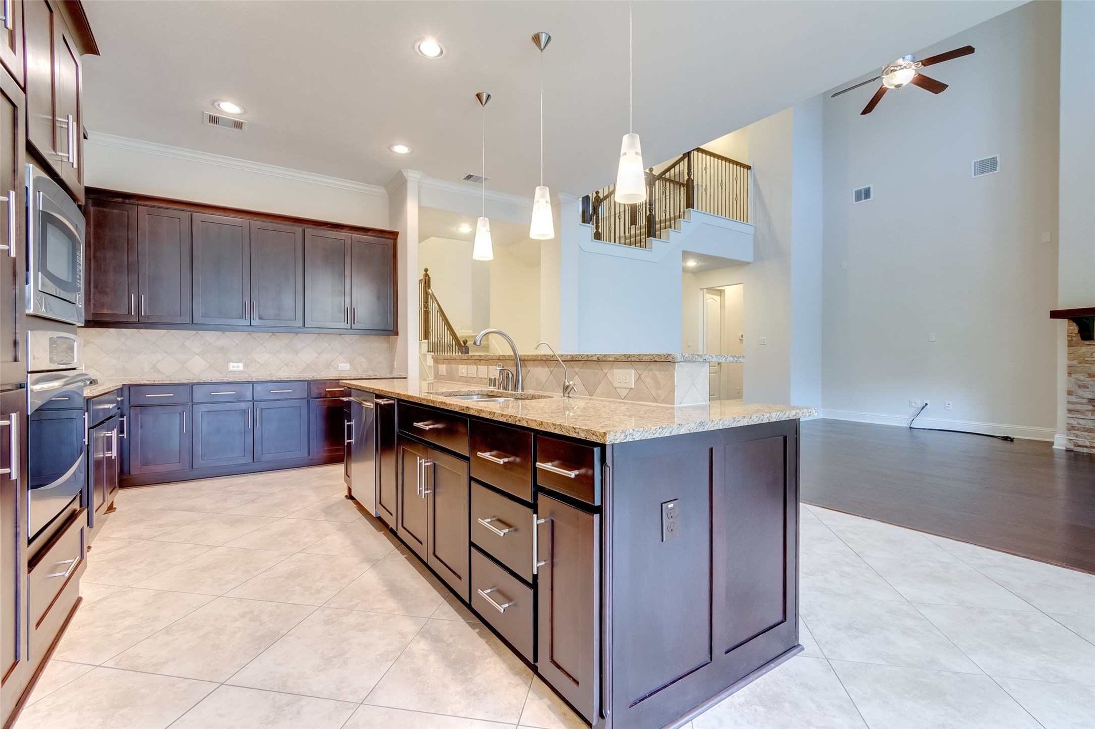 10307 Latta Creek Drive Property Photo 17