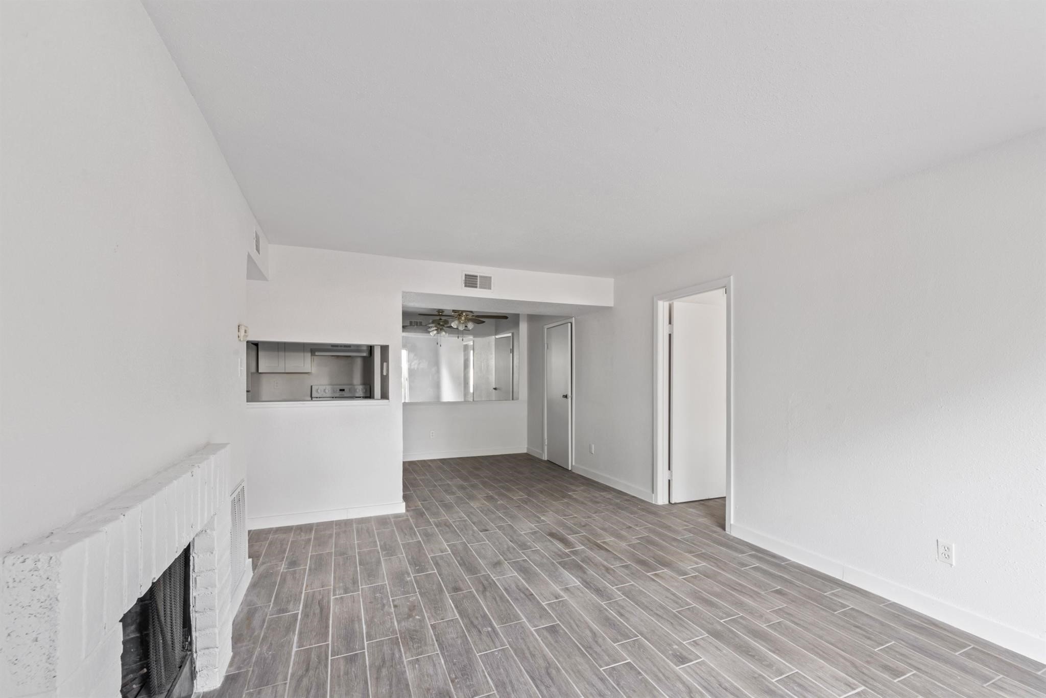 12658 Ashford Meadow Drive D Property Photo 5