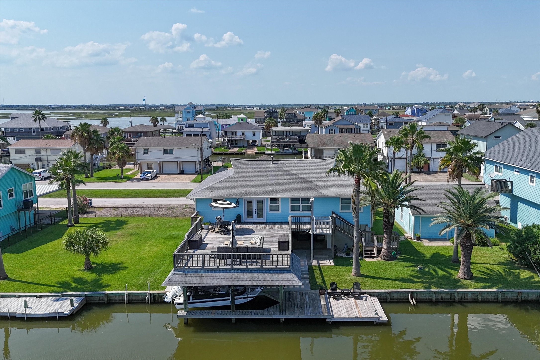 276 Barracuda Street Property Photo 4