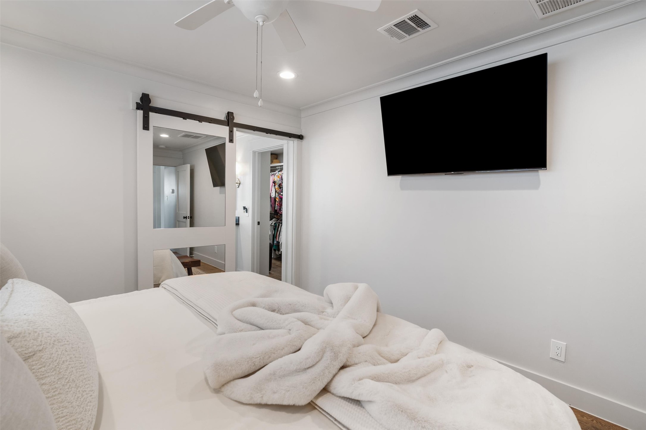 276 Barracuda Street Property Photo 19