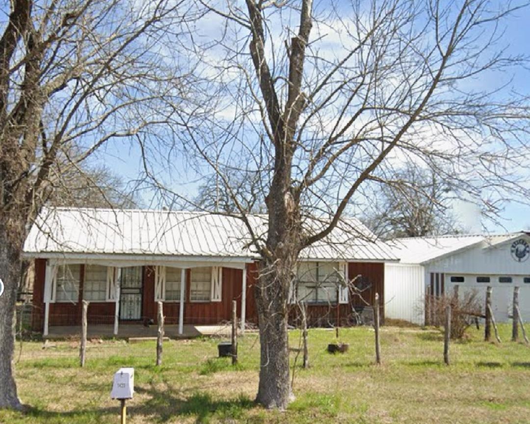 1423 Fm 1512 Property Photo 1