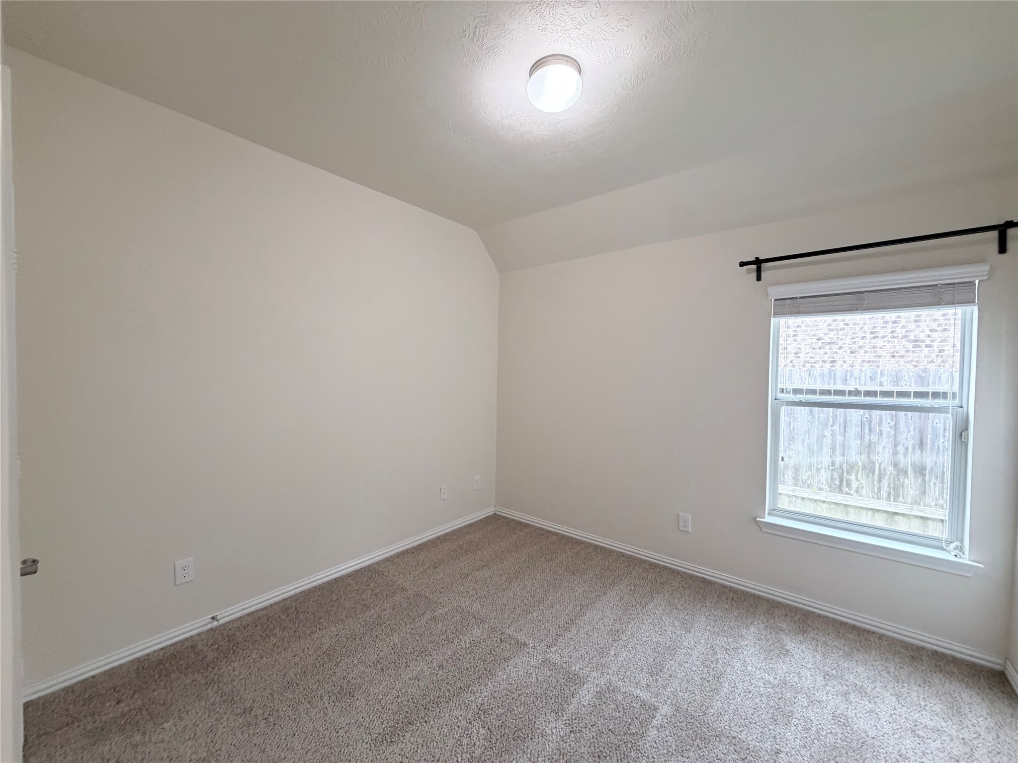 18115 Serene Shore Drive Property Photo 13