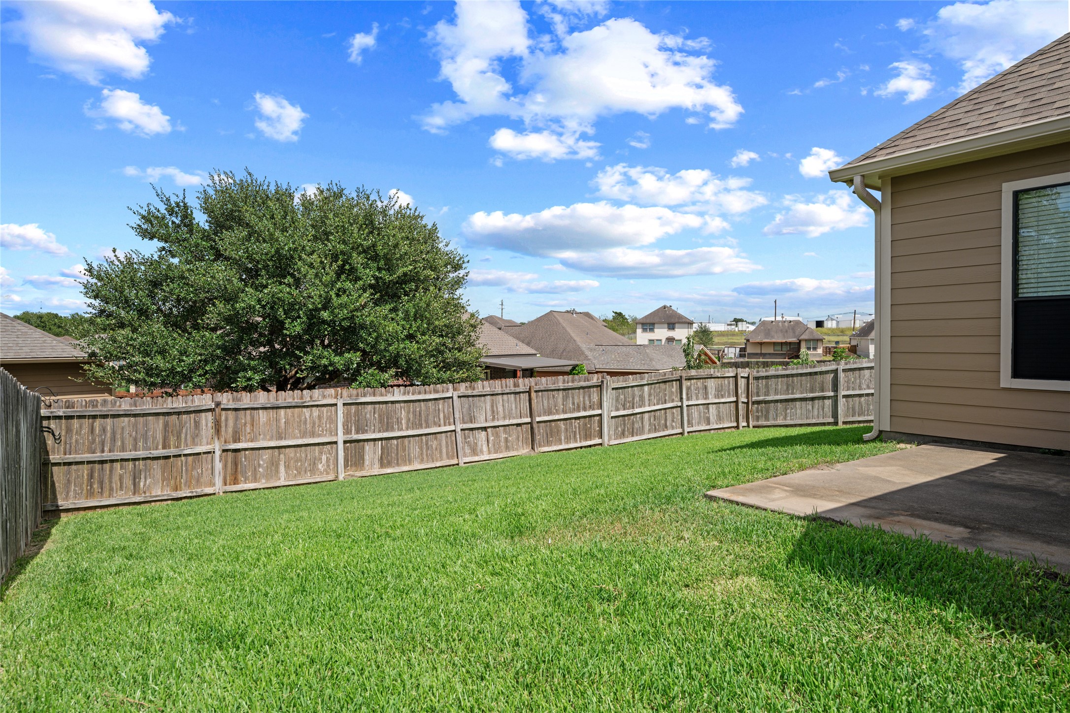 800 Cobble Gate Property Photo 28