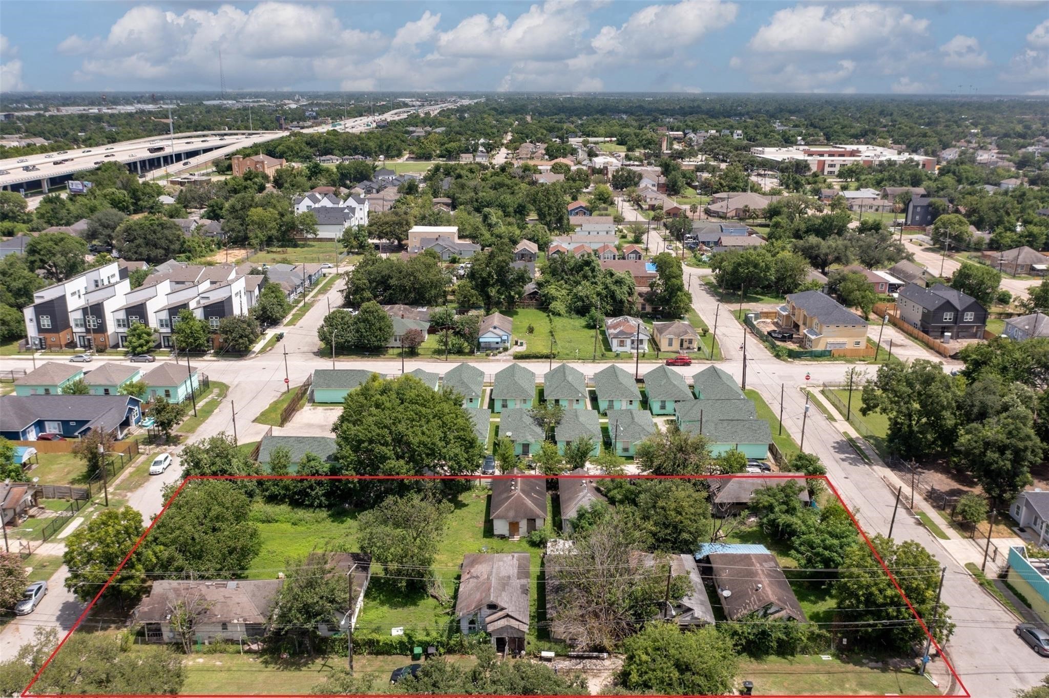 1202 Bayou Street Property Photo 10