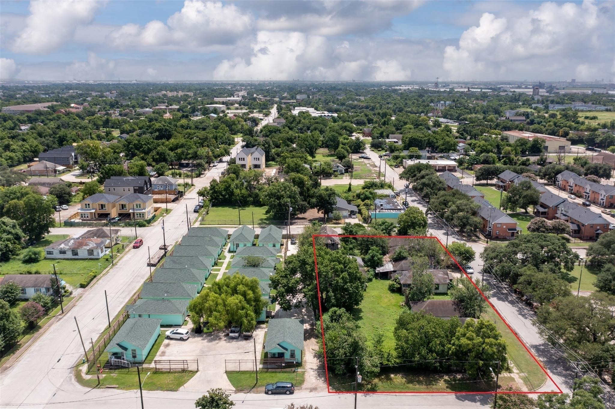 1202 Bayou Street Property Photo 16