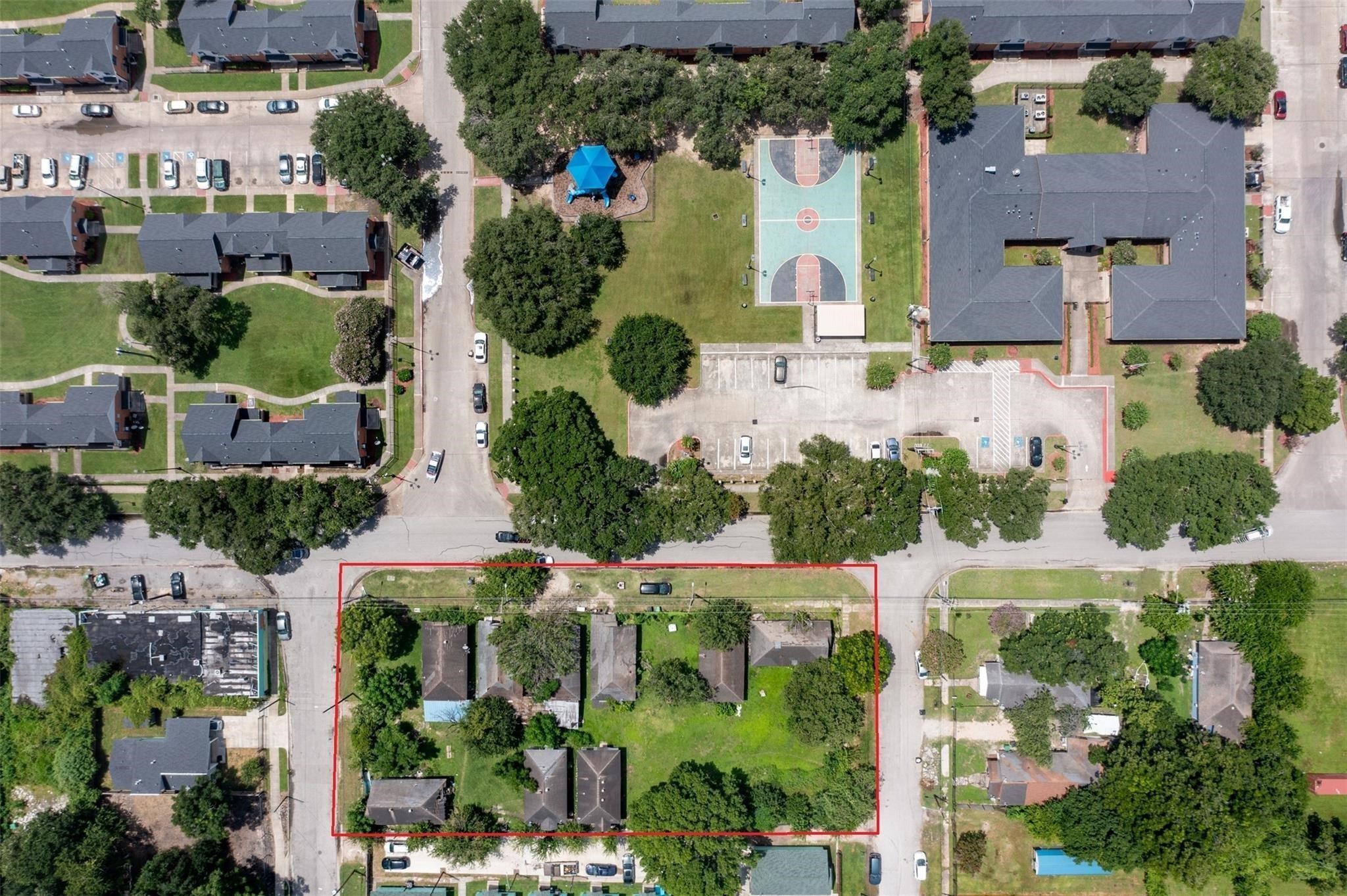 1202 Bayou Street Property Photo 23