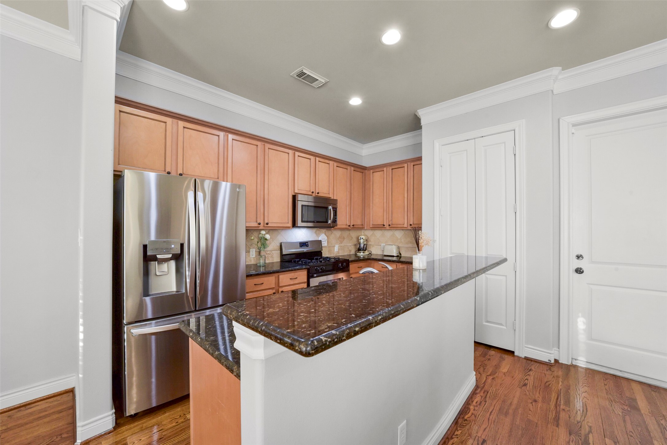 9622 Pemberton Trace Property Photo 7