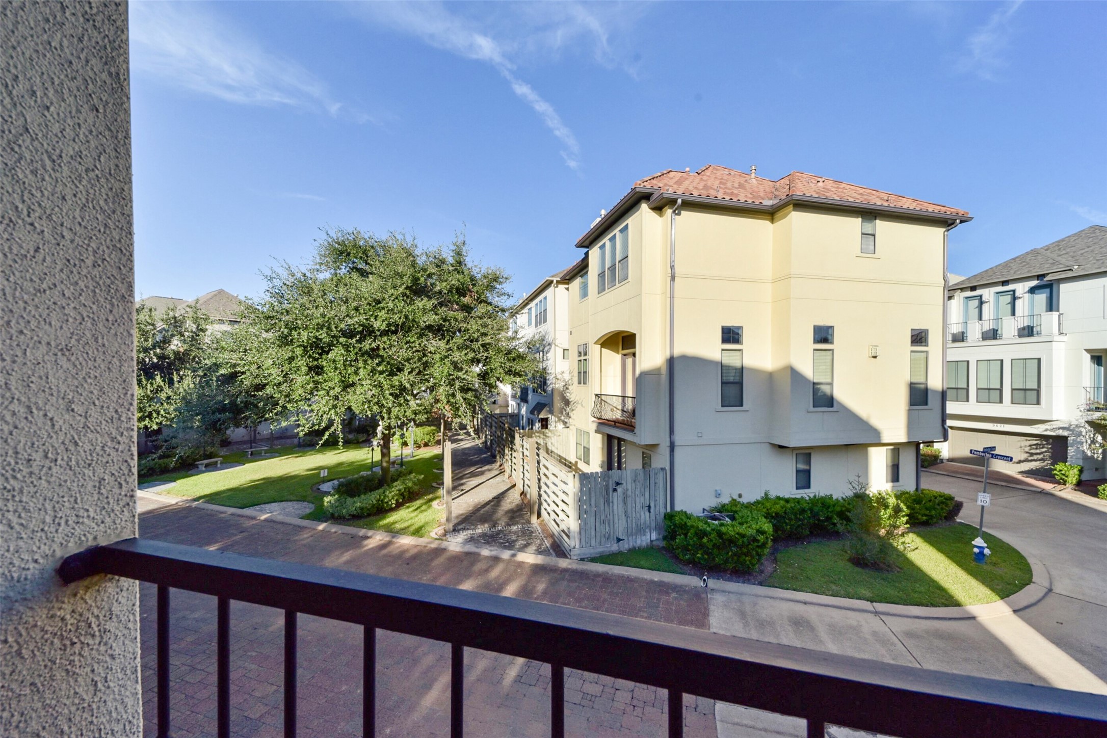 9622 Pemberton Trace Property Photo 11