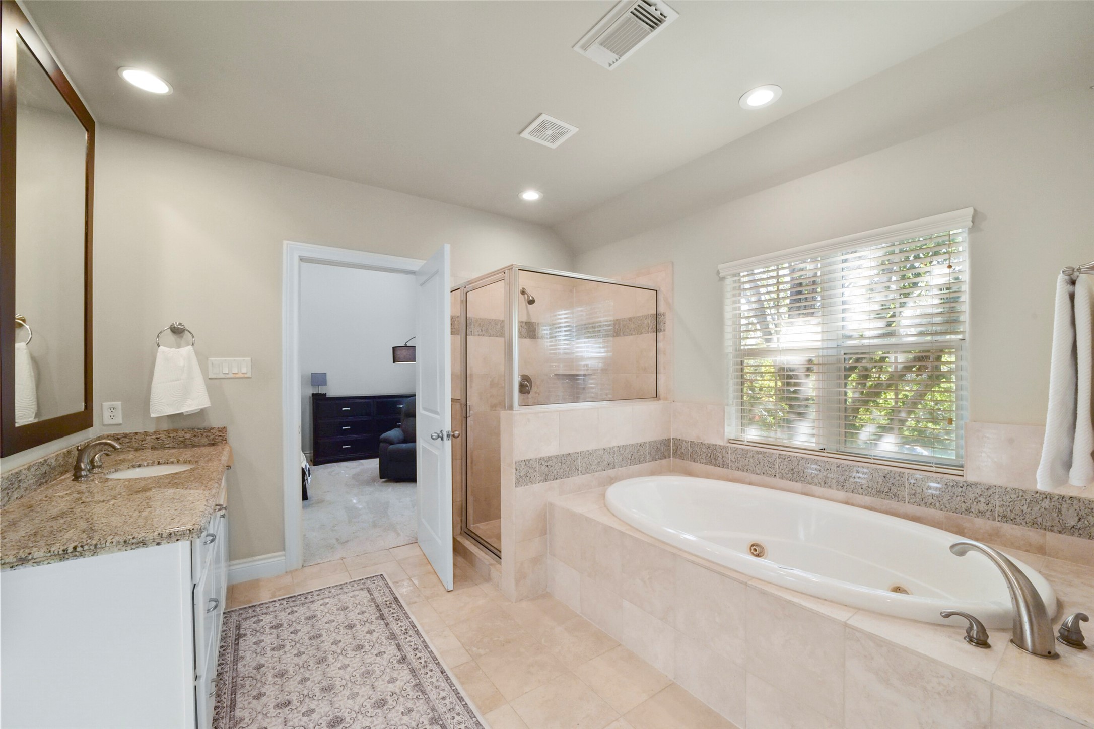 9622 Pemberton Trace Property Photo 16