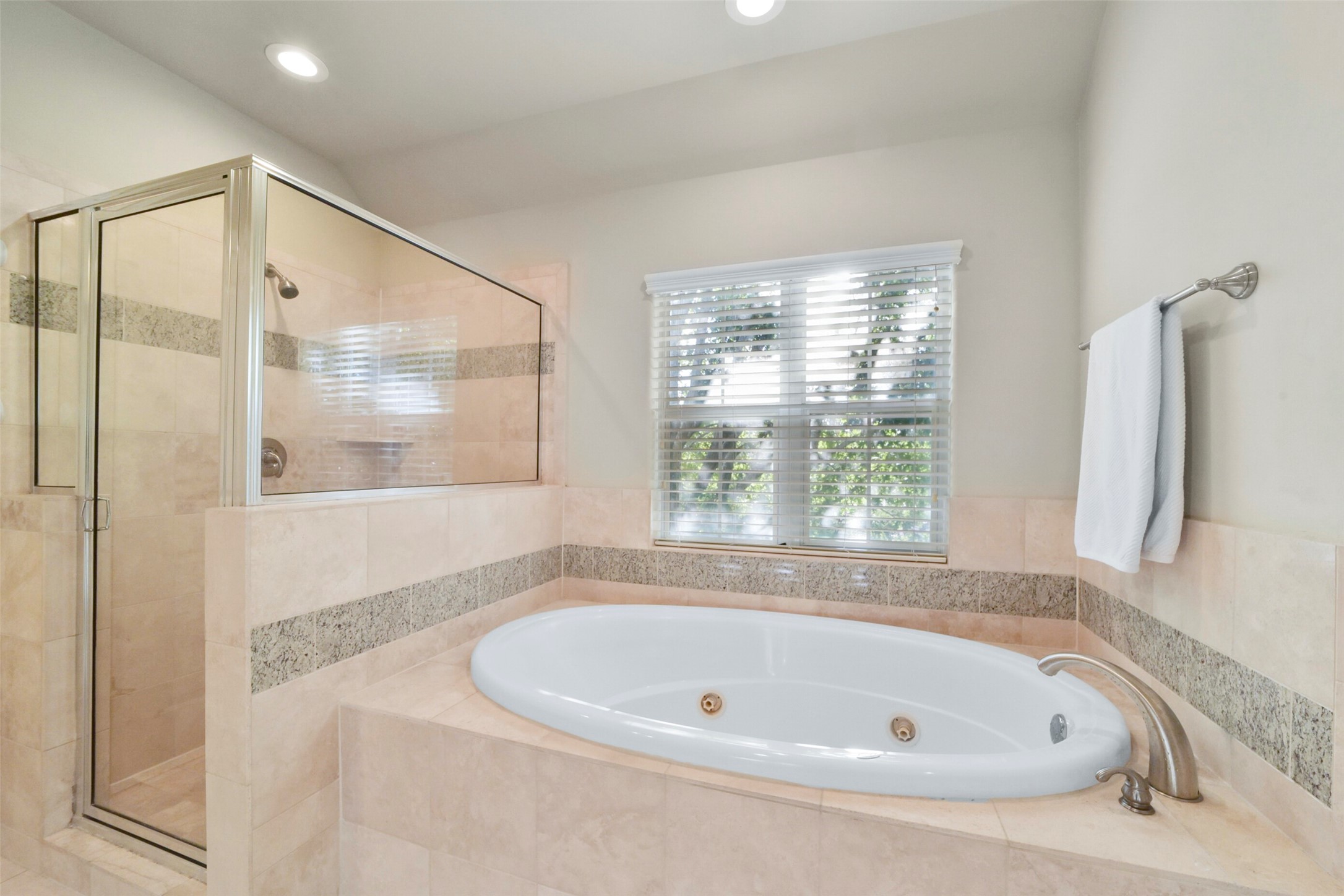 9622 Pemberton Trace Property Photo 17