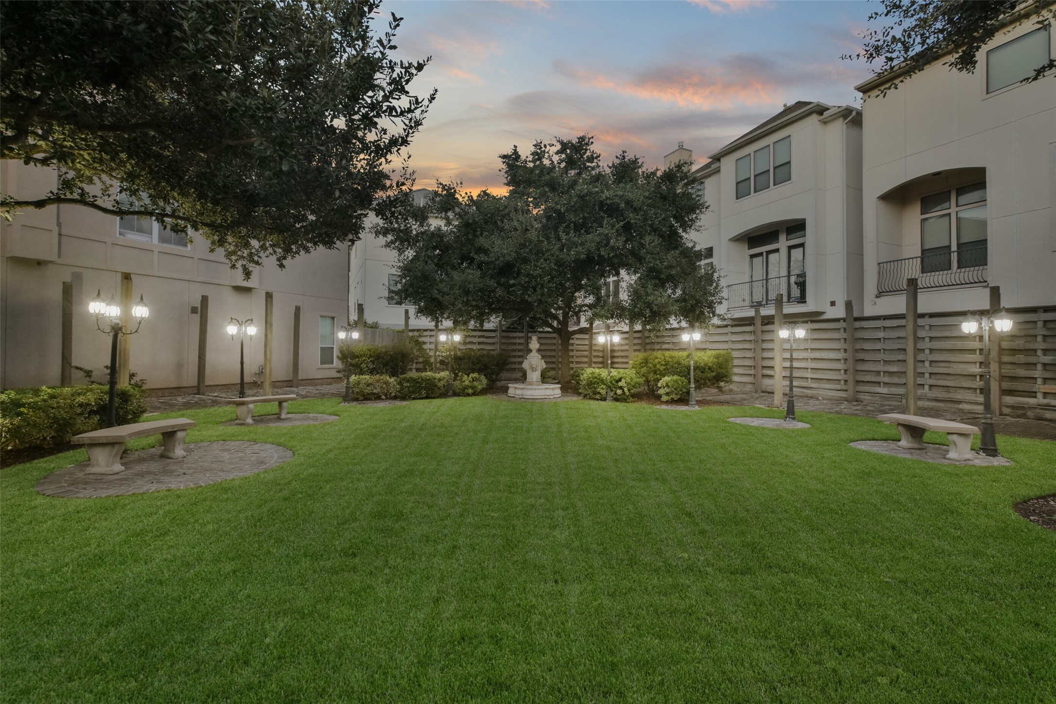 9622 Pemberton Trace Property Photo 34