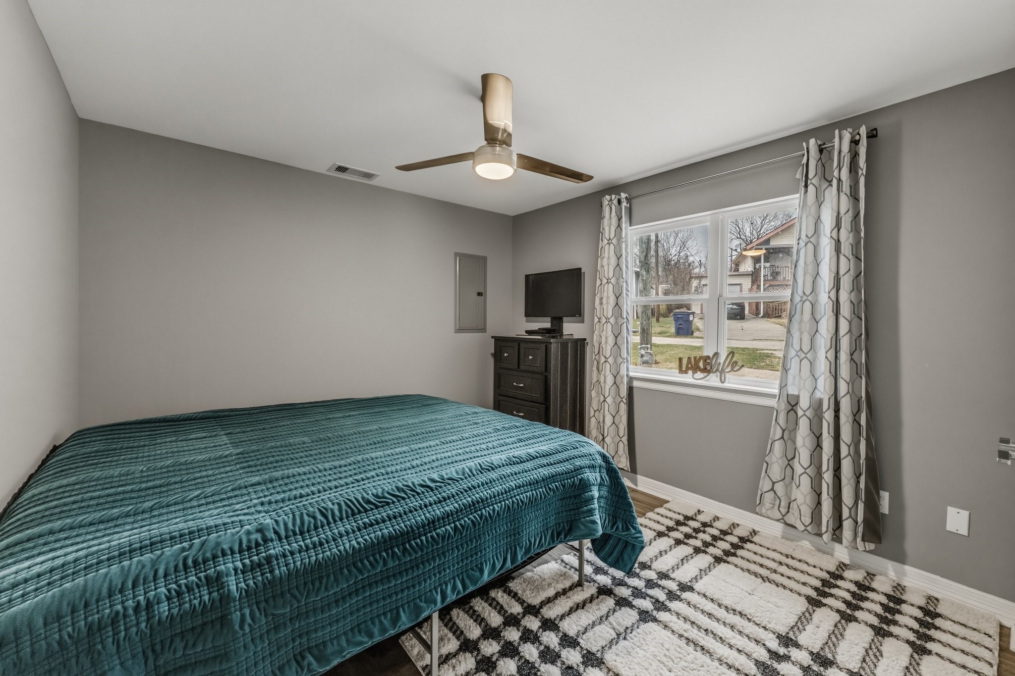 121 Panther Property Photo 10