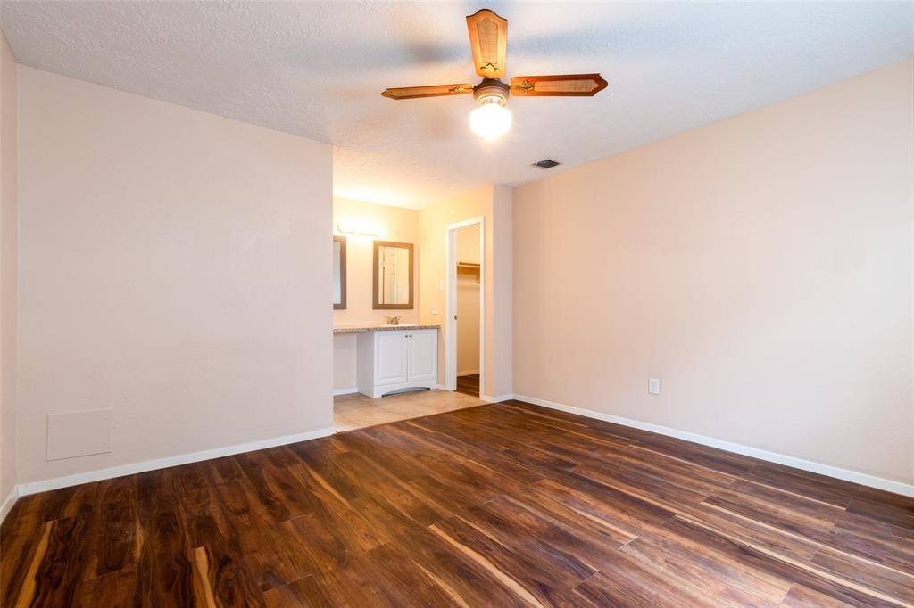 2527 Colonial Ridge Drive Property Photo 13