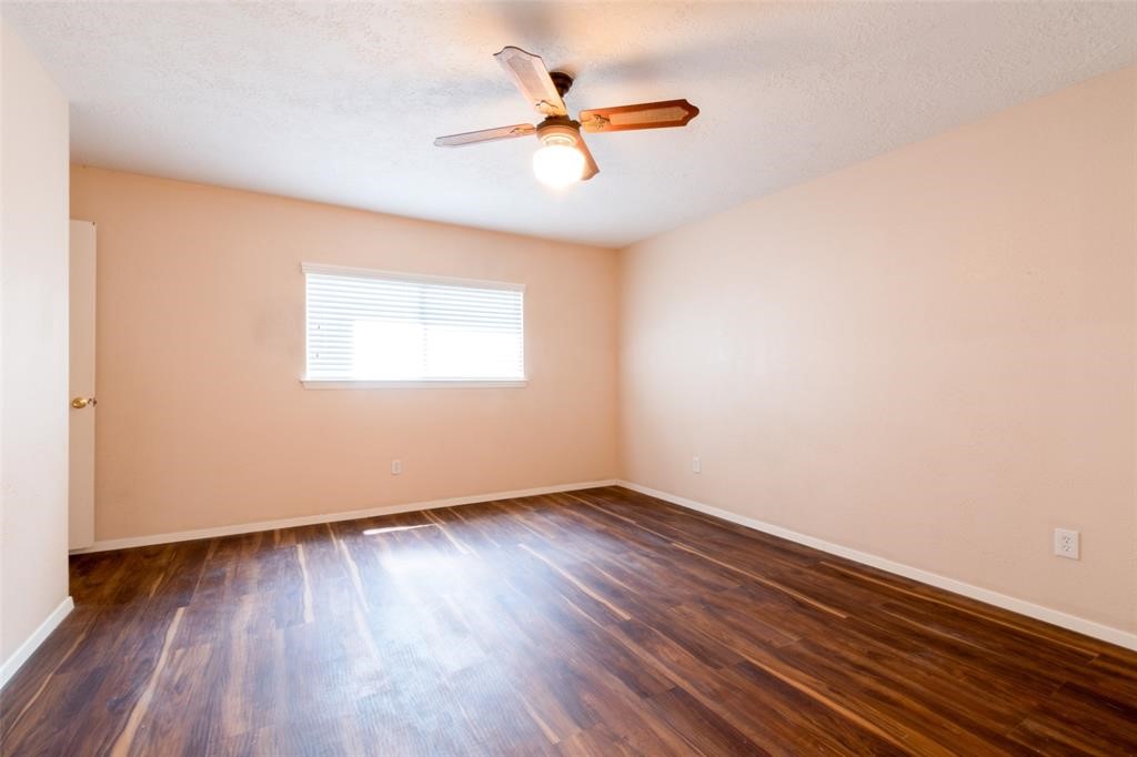 2527 Colonial Ridge Drive Property Photo 19