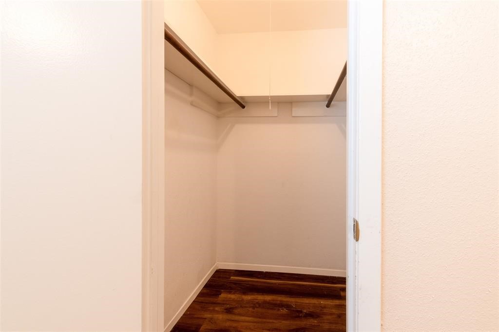 2527 Colonial Ridge Drive Property Photo 21