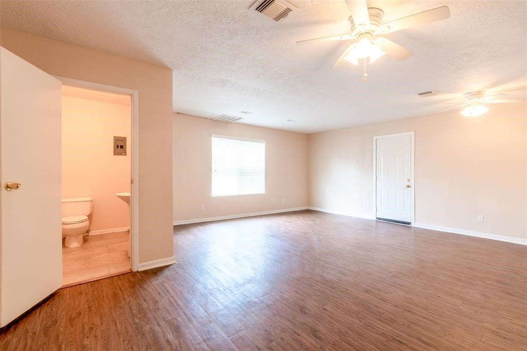2527 Colonial Ridge Drive Property Photo 23