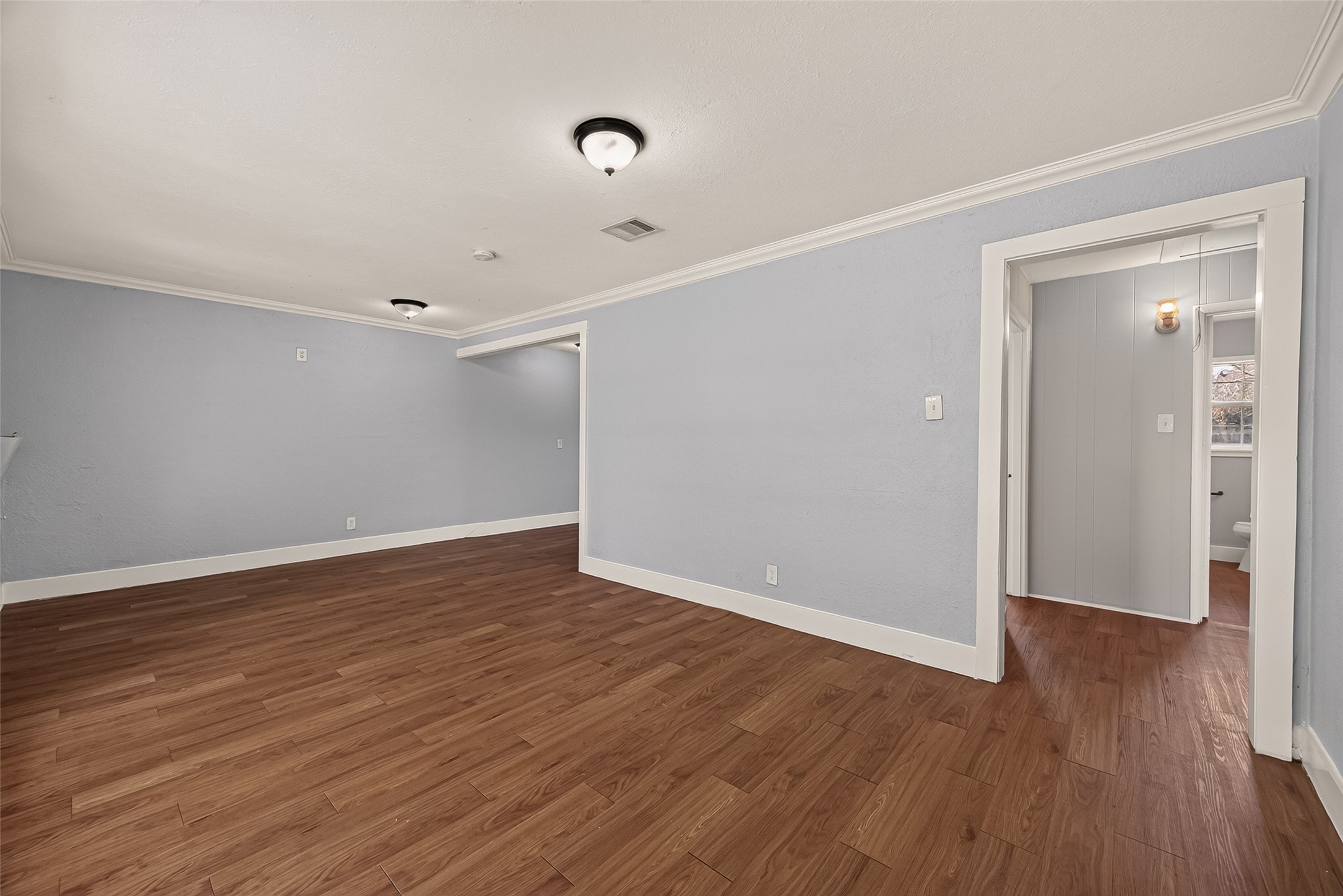 10601 Ambursen Street Property Photo 12