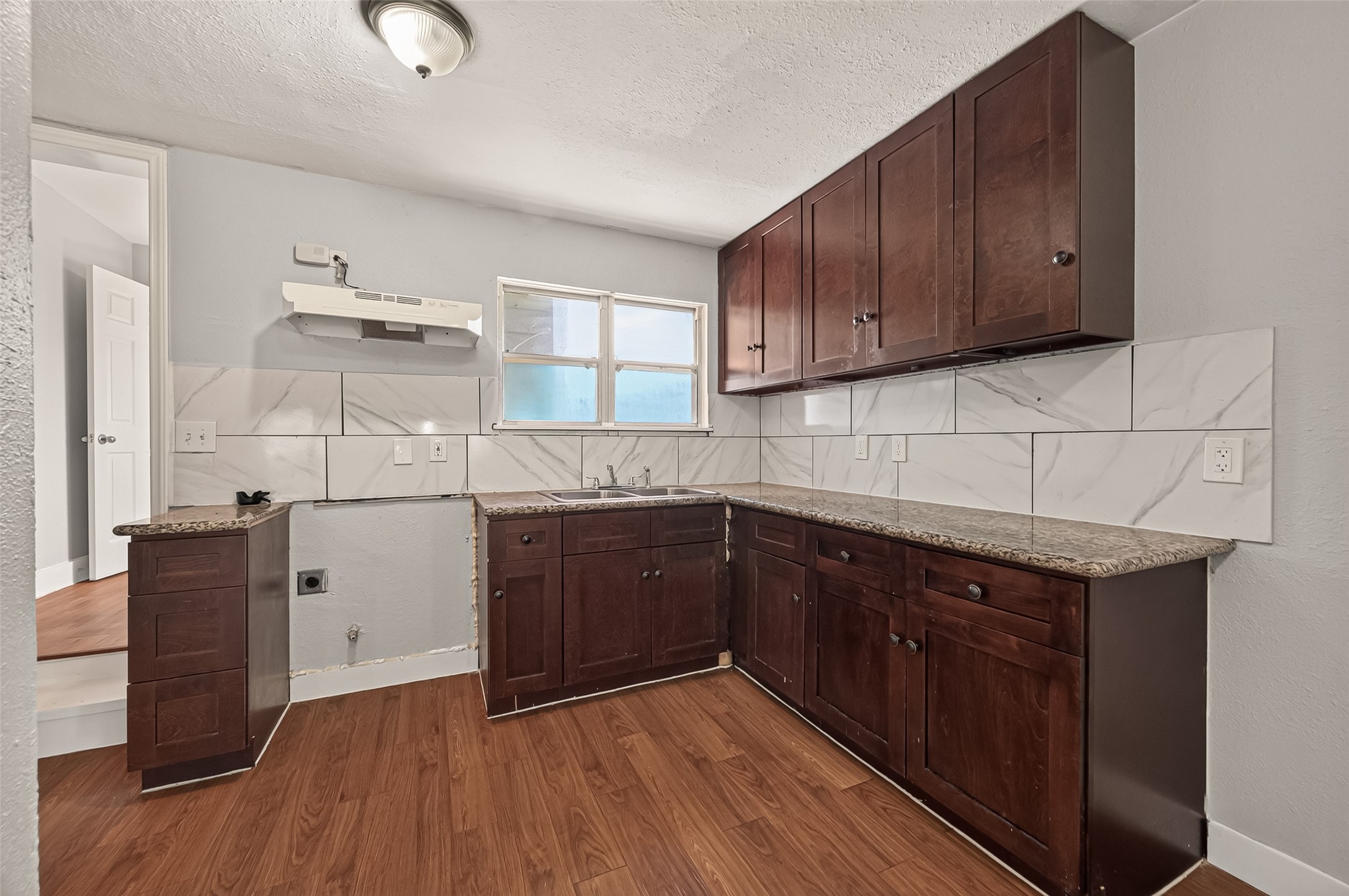 10601 Ambursen Street Property Photo 15