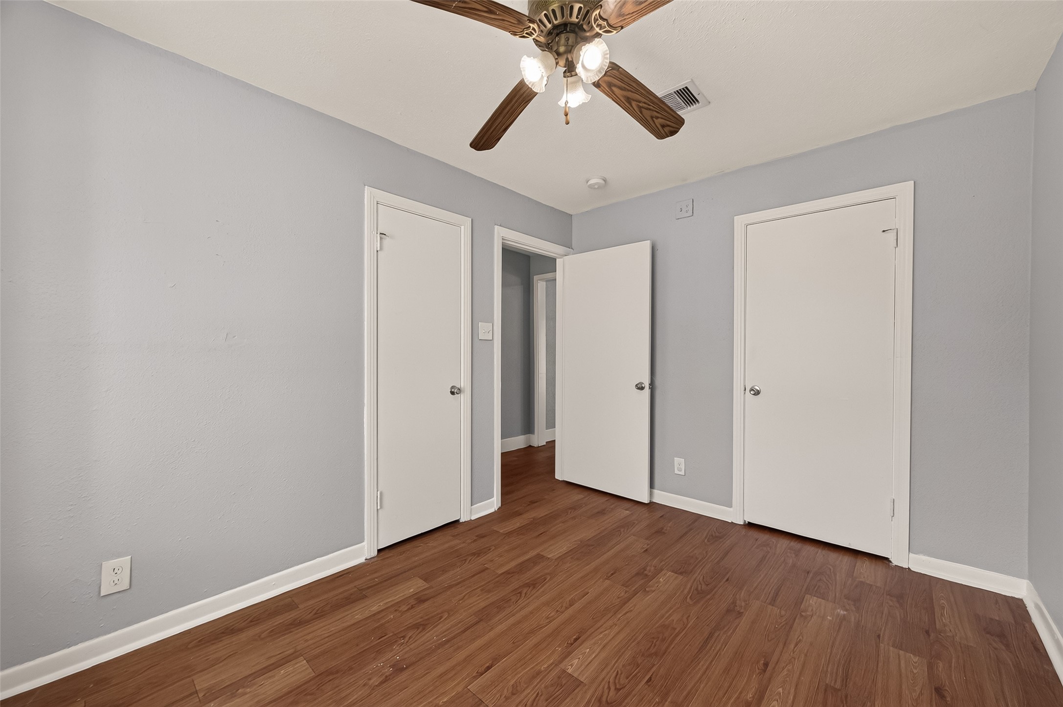 10601 Ambursen Street Property Photo 21