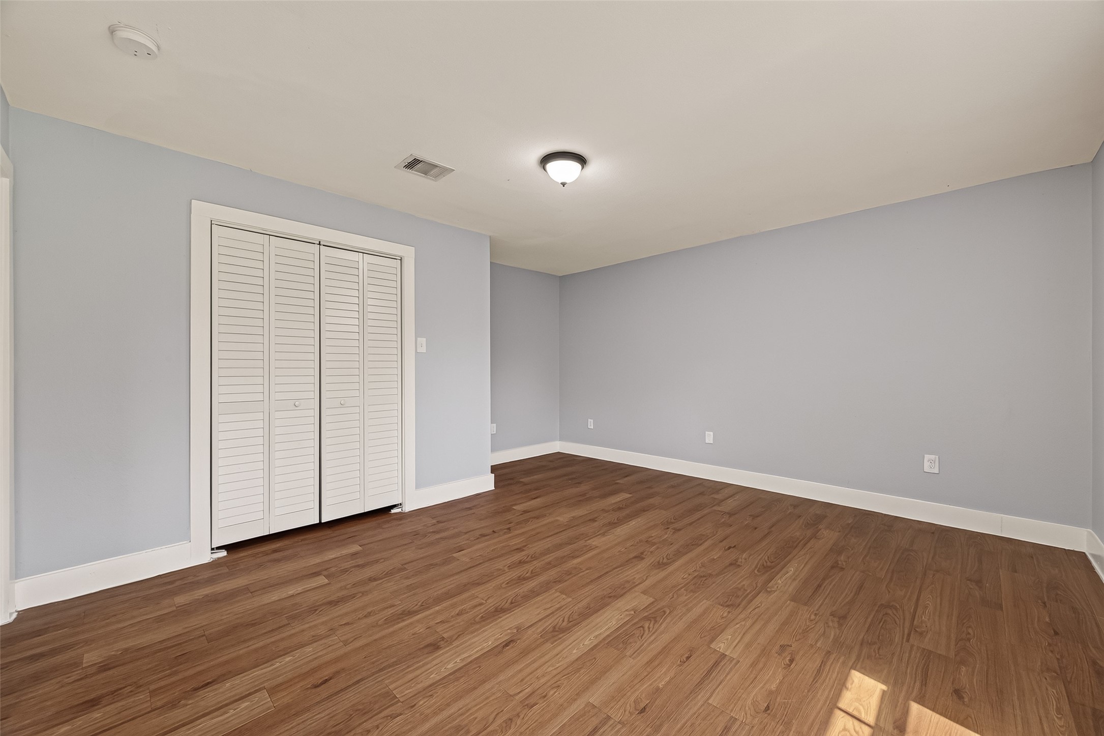 10601 Ambursen Street Property Photo 33