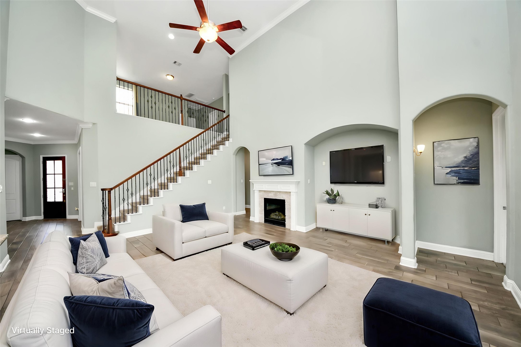 20211 Cascading Falls Boulevard Property Photo 10