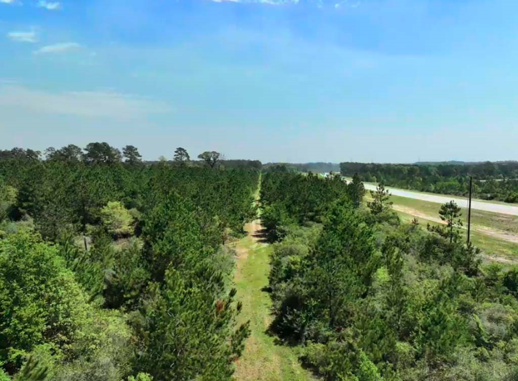 00068 Sh 249 Property Photo 18