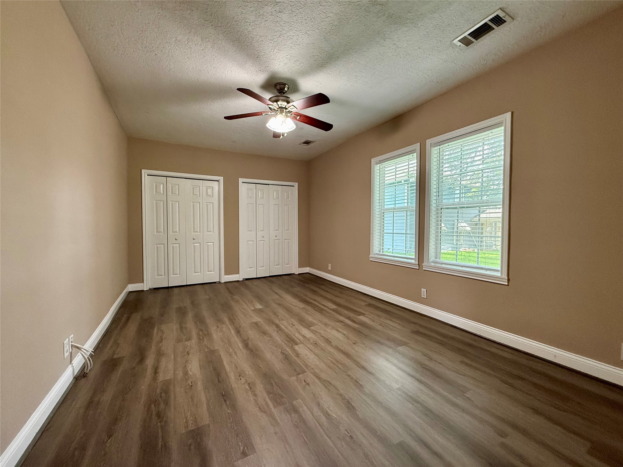 1105 Melbourne Street Property Photo 8