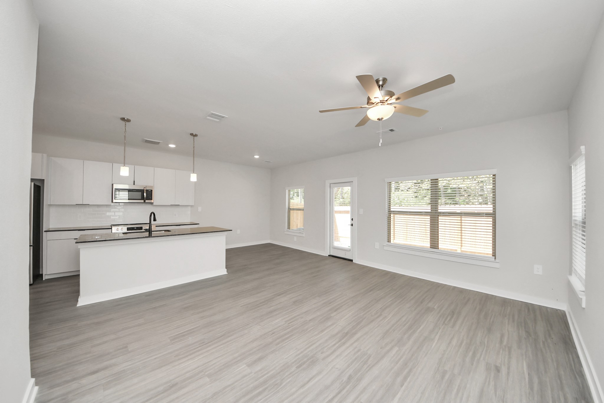7711 Longmire Road 199 Property Photo 3