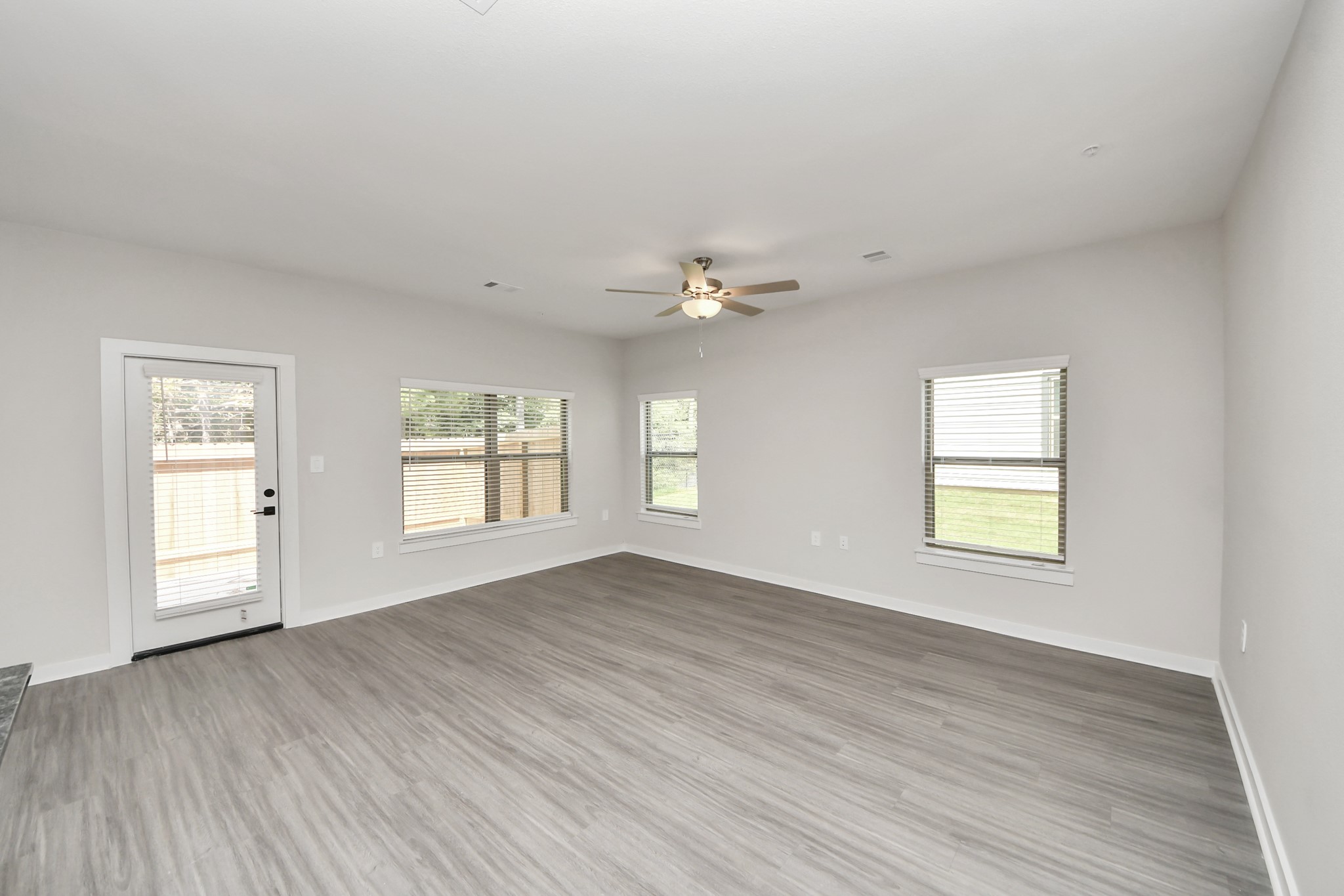7711 Longmire Road 199 Property Photo 14
