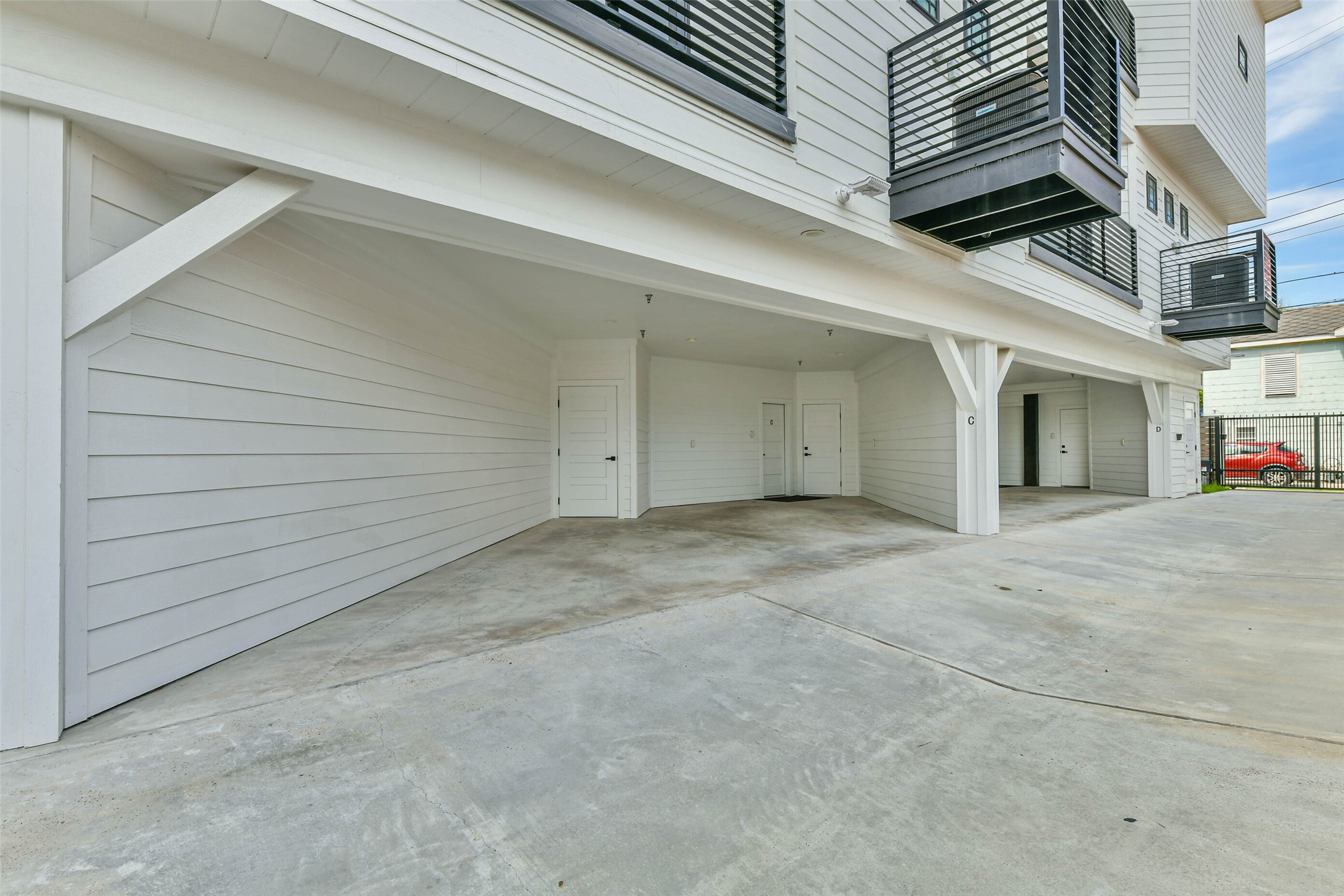 1716 23rd Street C Property Photo 4