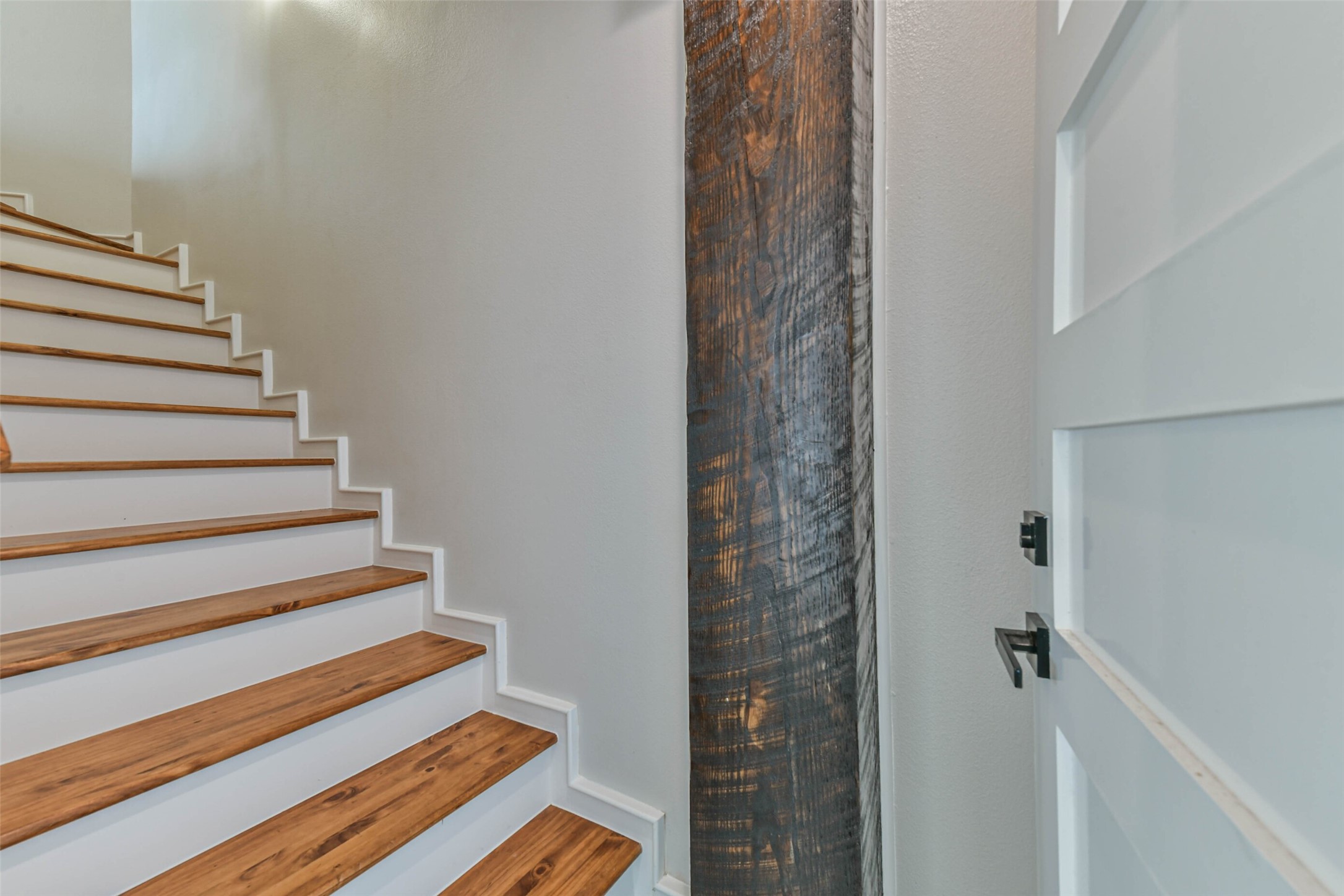 1716 23rd Street C Property Photo 6