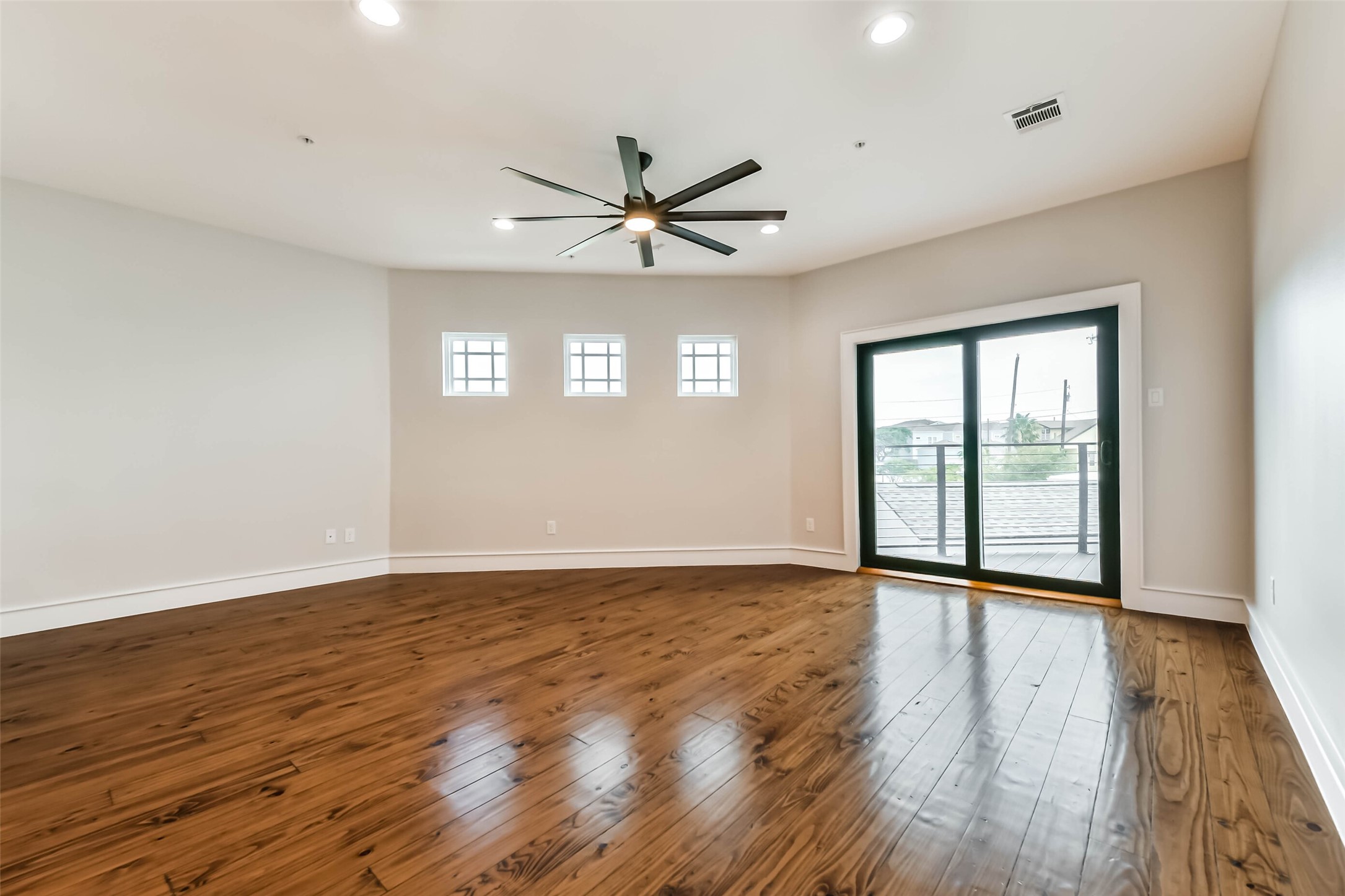1716 23rd Street C Property Photo 7
