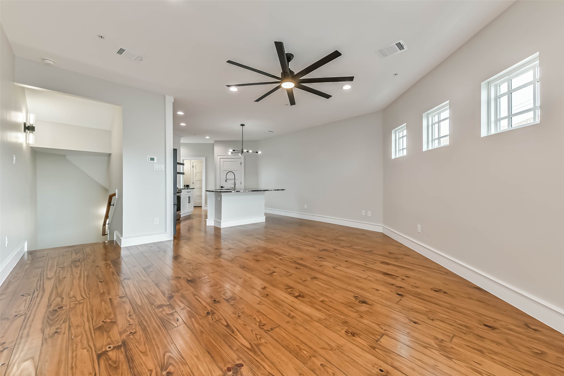1716 23rd Street C Property Photo 8