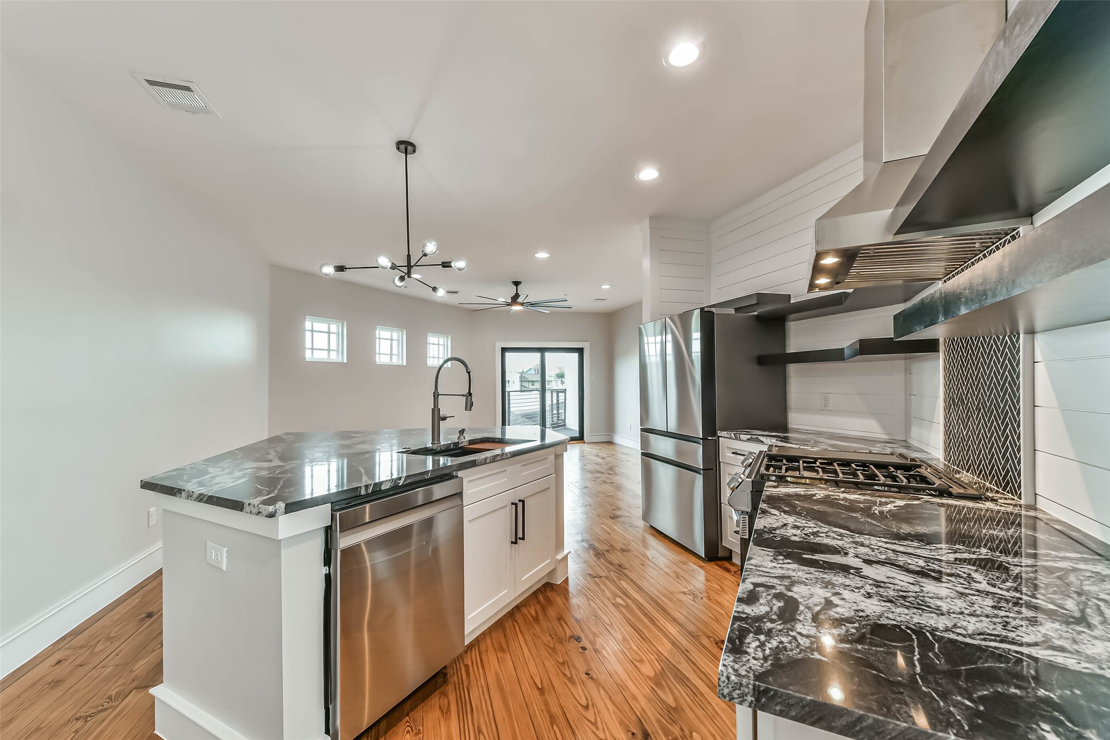 1716 23rd Street C Property Photo 14
