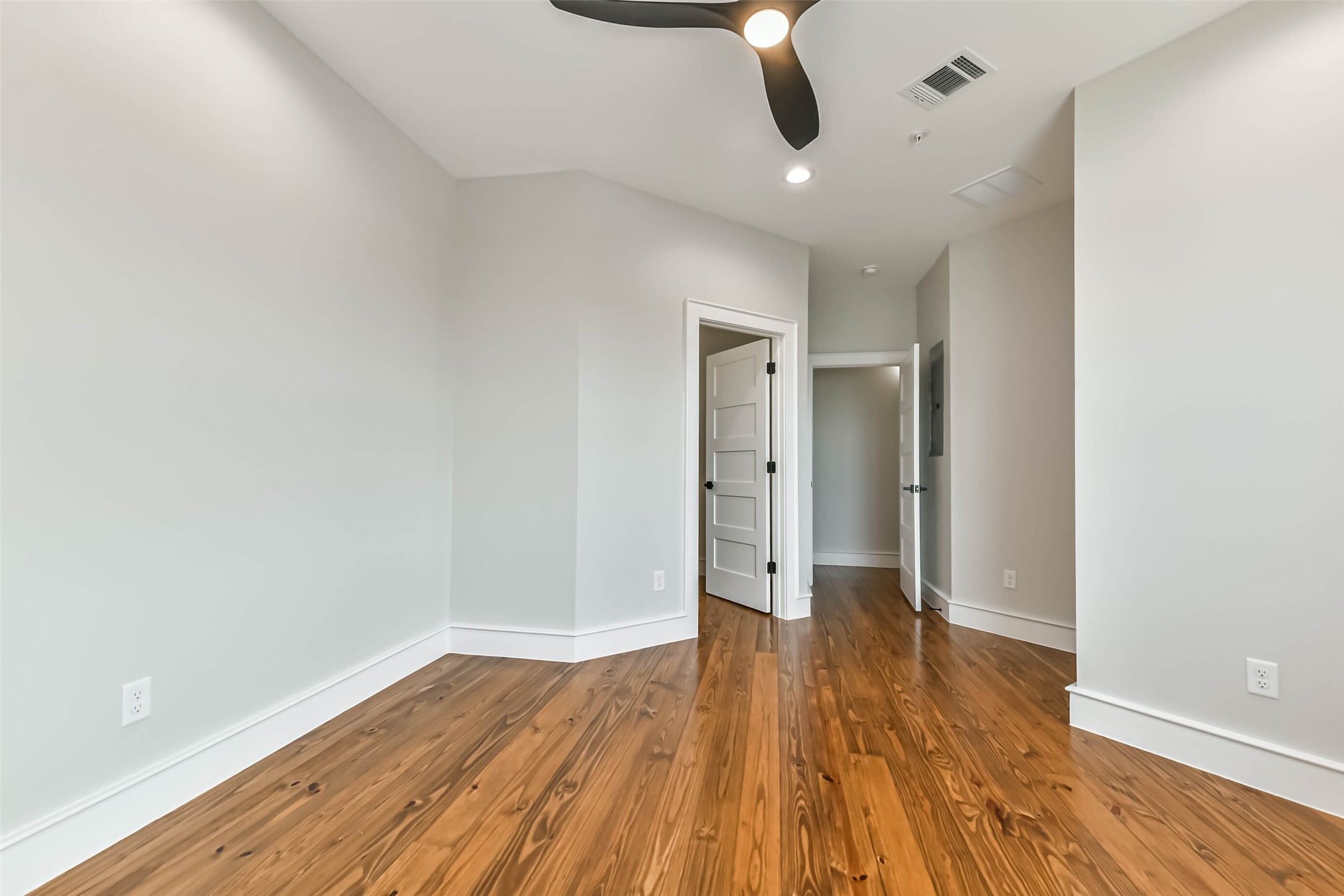 1716 23rd Street C Property Photo 23