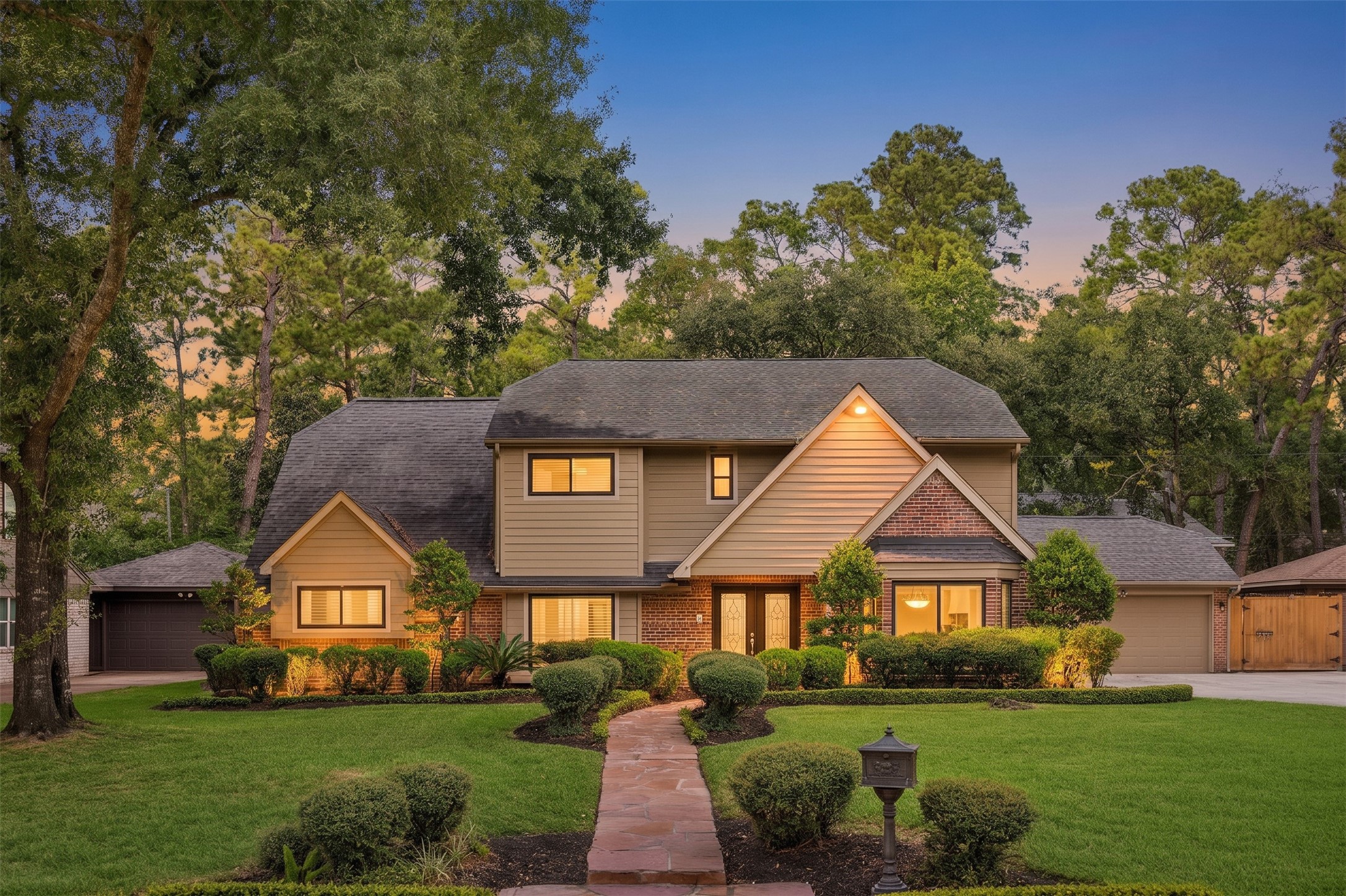 8106 Twining Oaks Lane Property Photo 1
