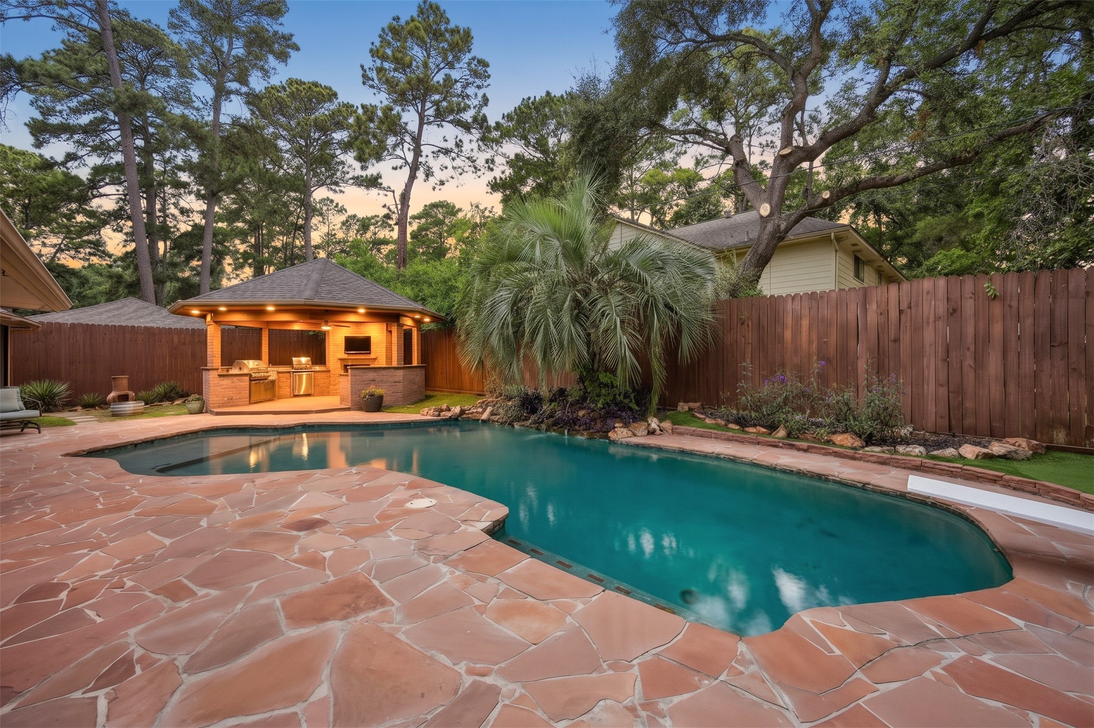 8106 Twining Oaks Lane Property Photo 2
