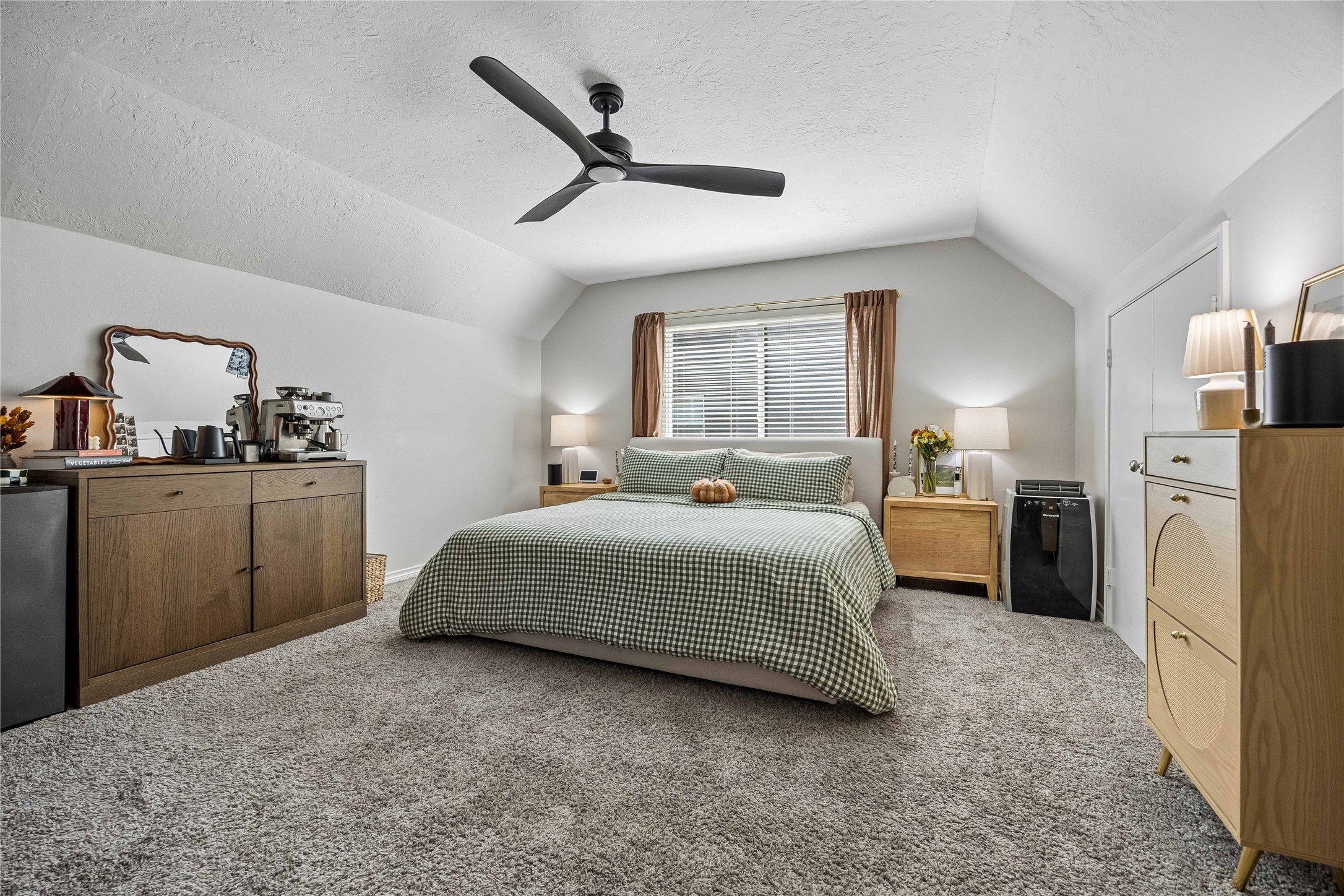 8106 Twining Oaks Lane Property Photo 31