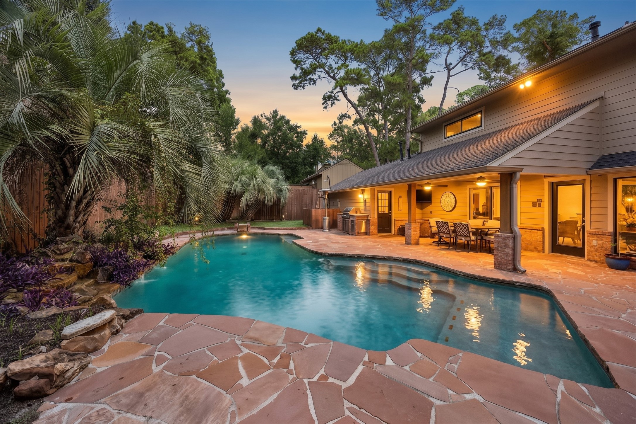 8106 Twining Oaks Lane Property Photo 35