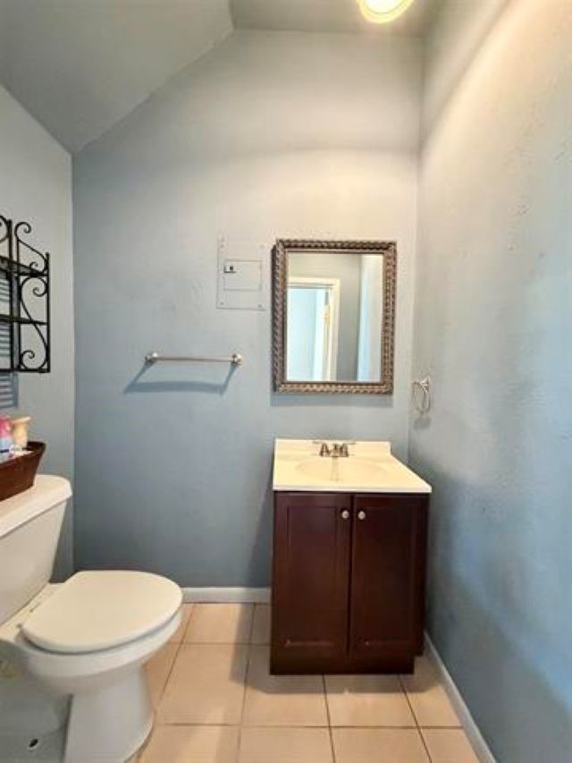 3440 Evalon Avenue Property Photo 9