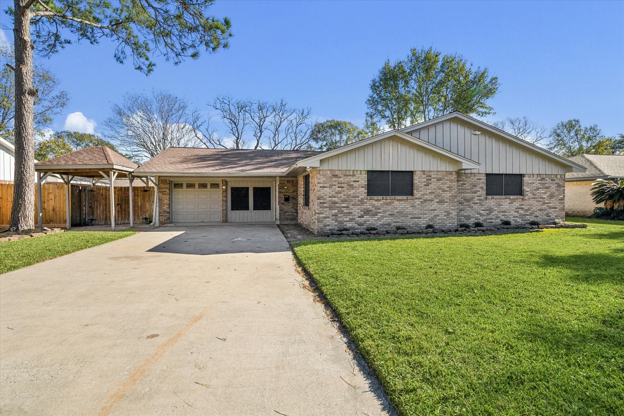 1703 Raintree Street Property Photo 1