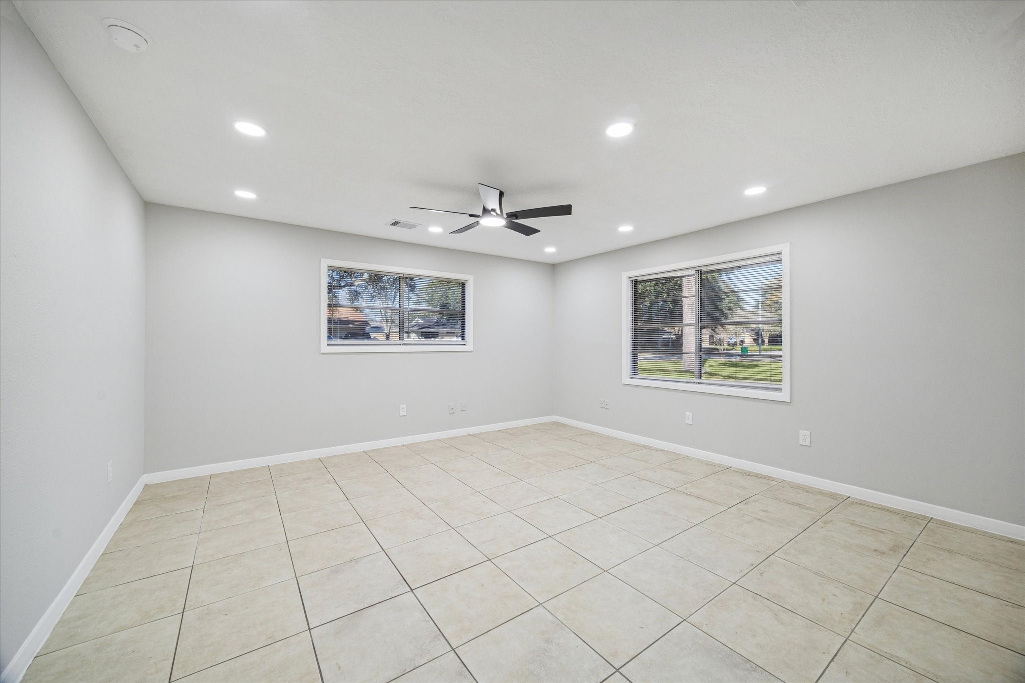 1703 Raintree Street Property Photo 3