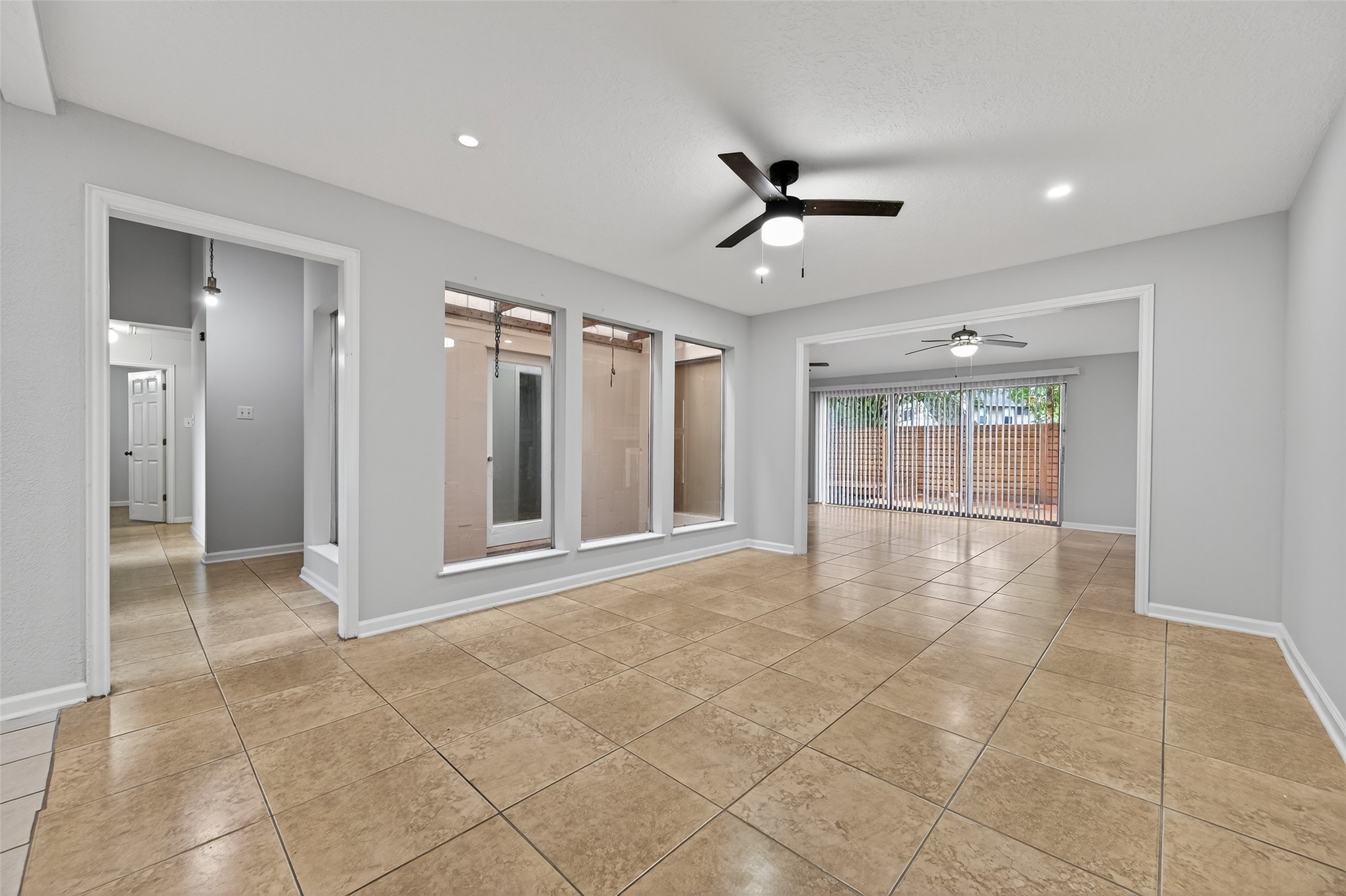6102 Crakston Street Property Photo 10
