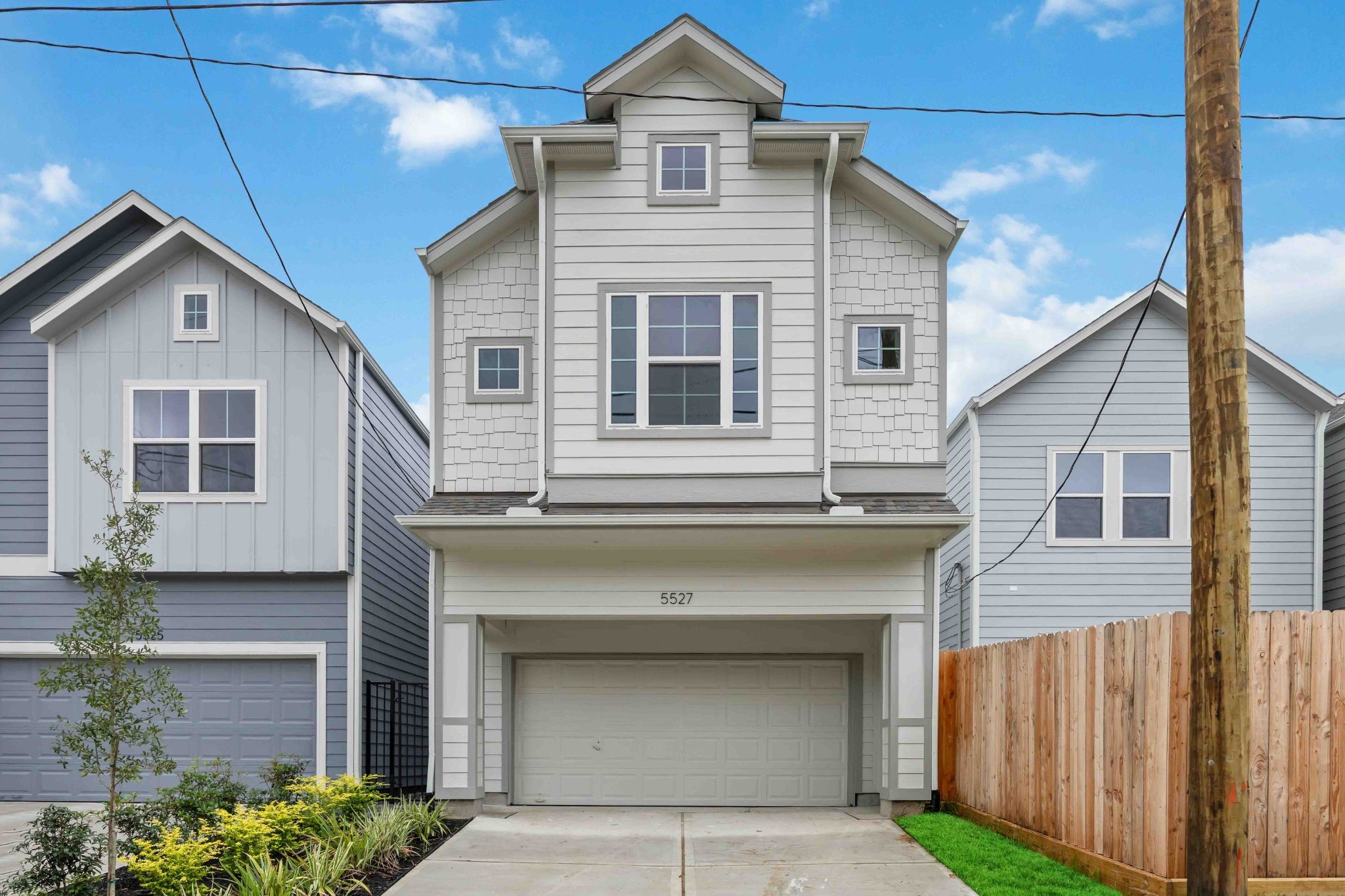 5527 Katy Freeway Property Photo 1