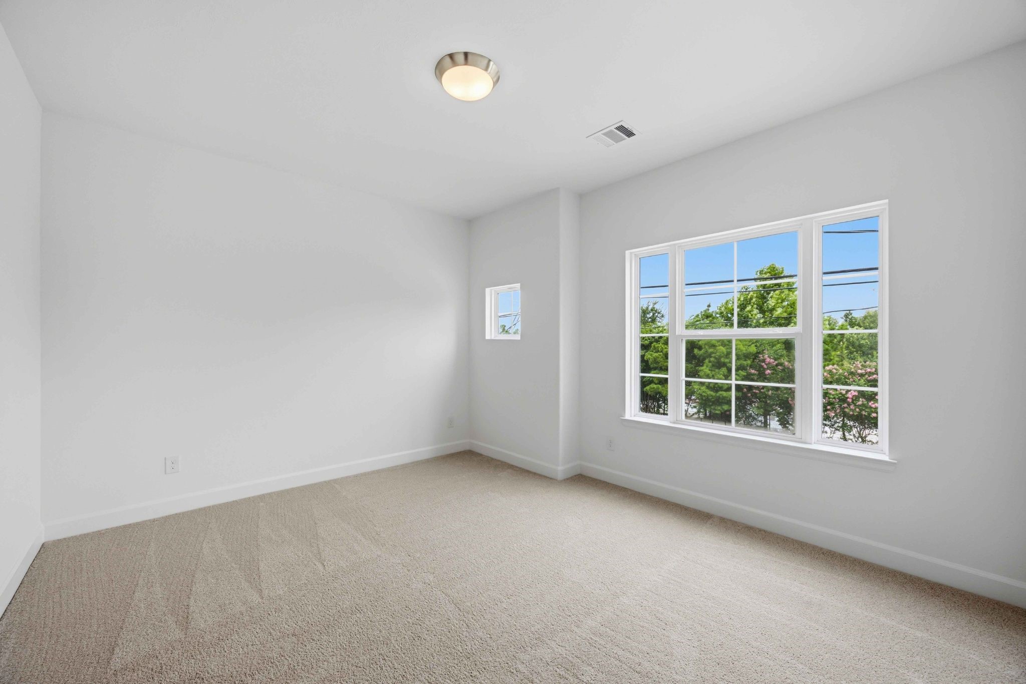 5527 Katy Freeway Property Photo 23