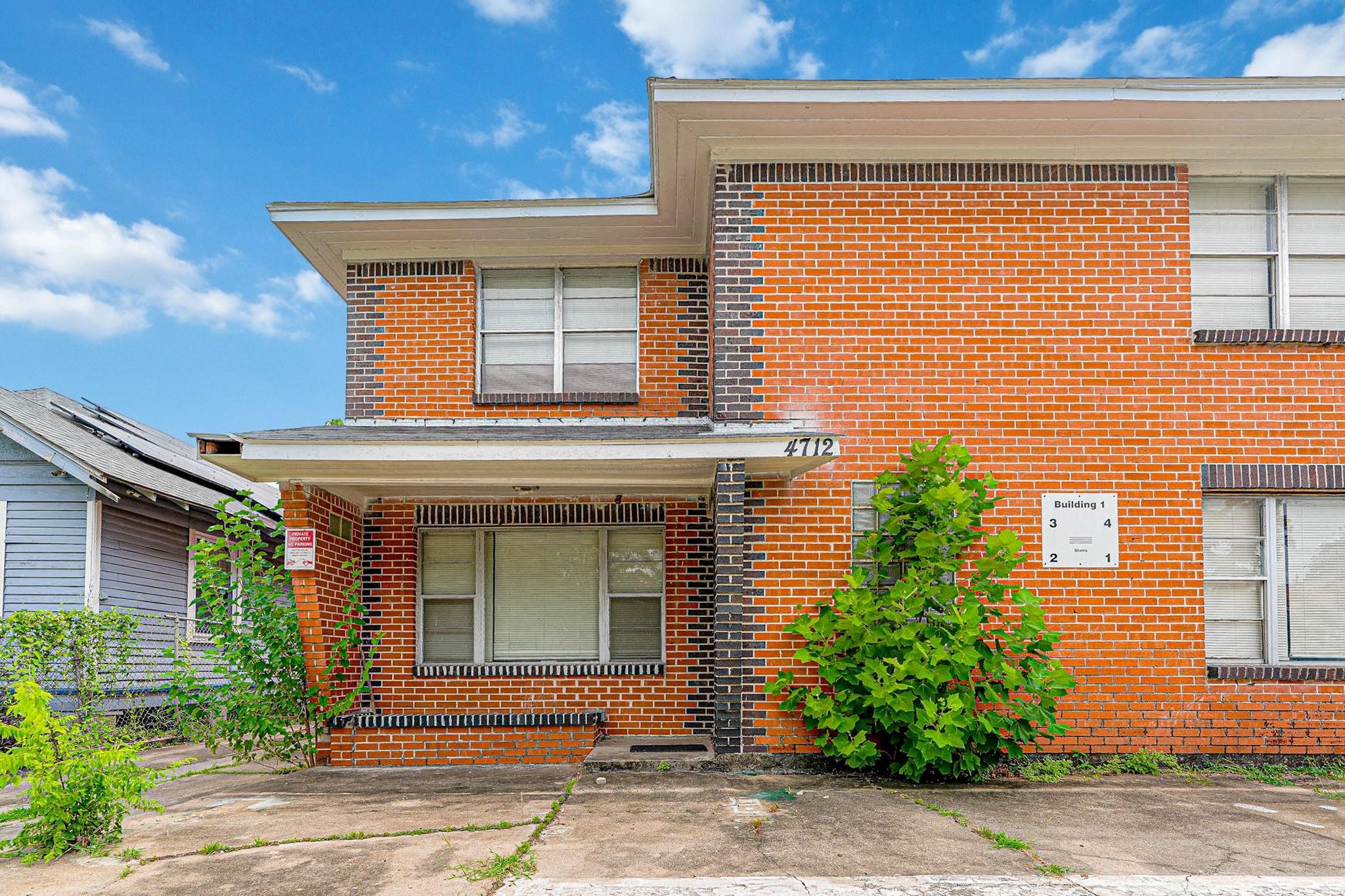 4720 Polk Street Property Photo 13