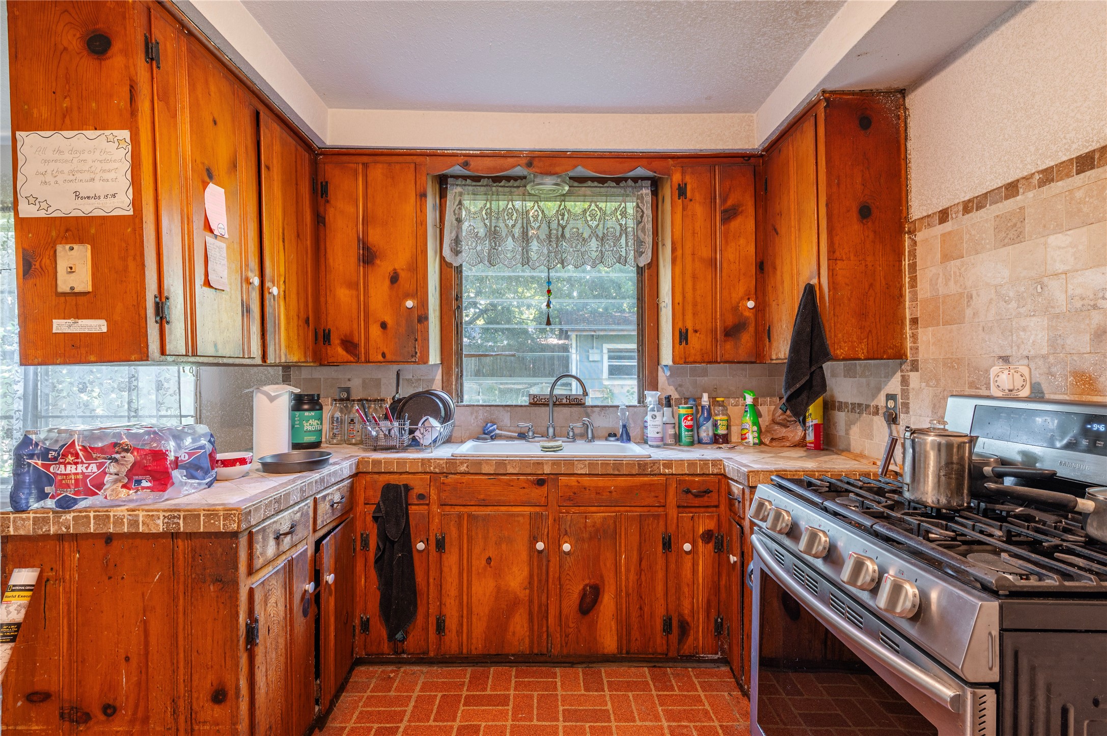 810 Armor Avenue Property Photo 12