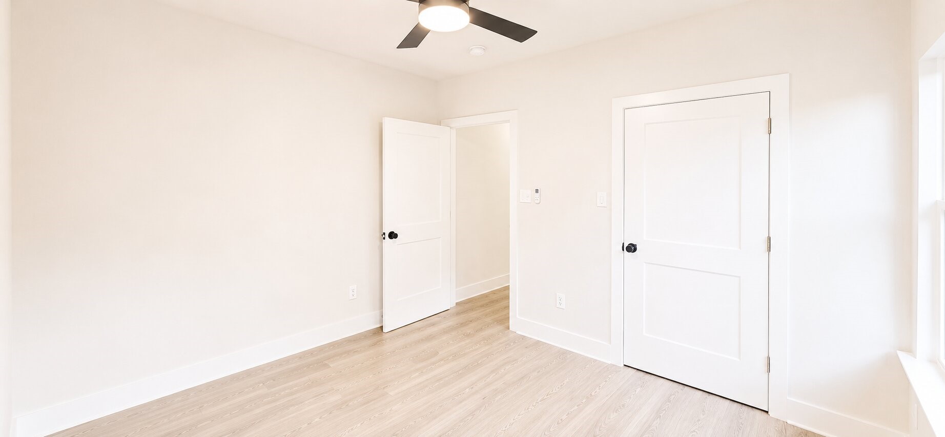 142b College Street Property Photo 24