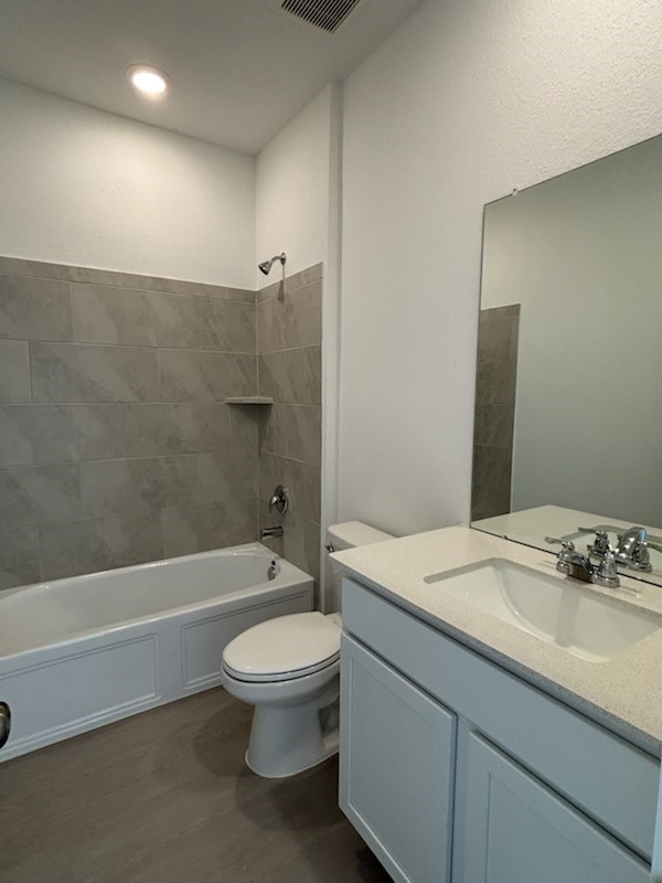 204 Amy Street Property Photo 13